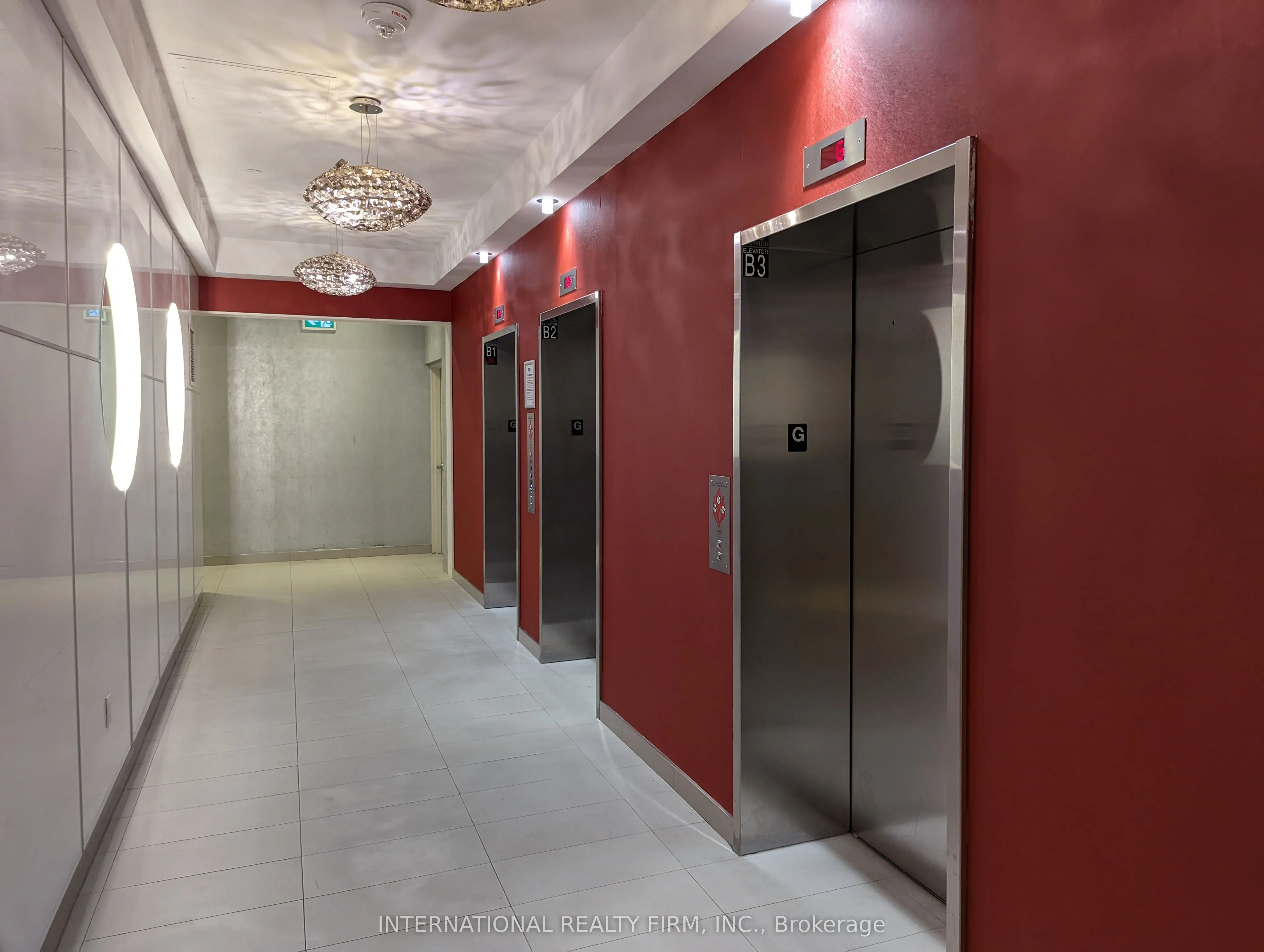 30 Meadowglen Place, #214