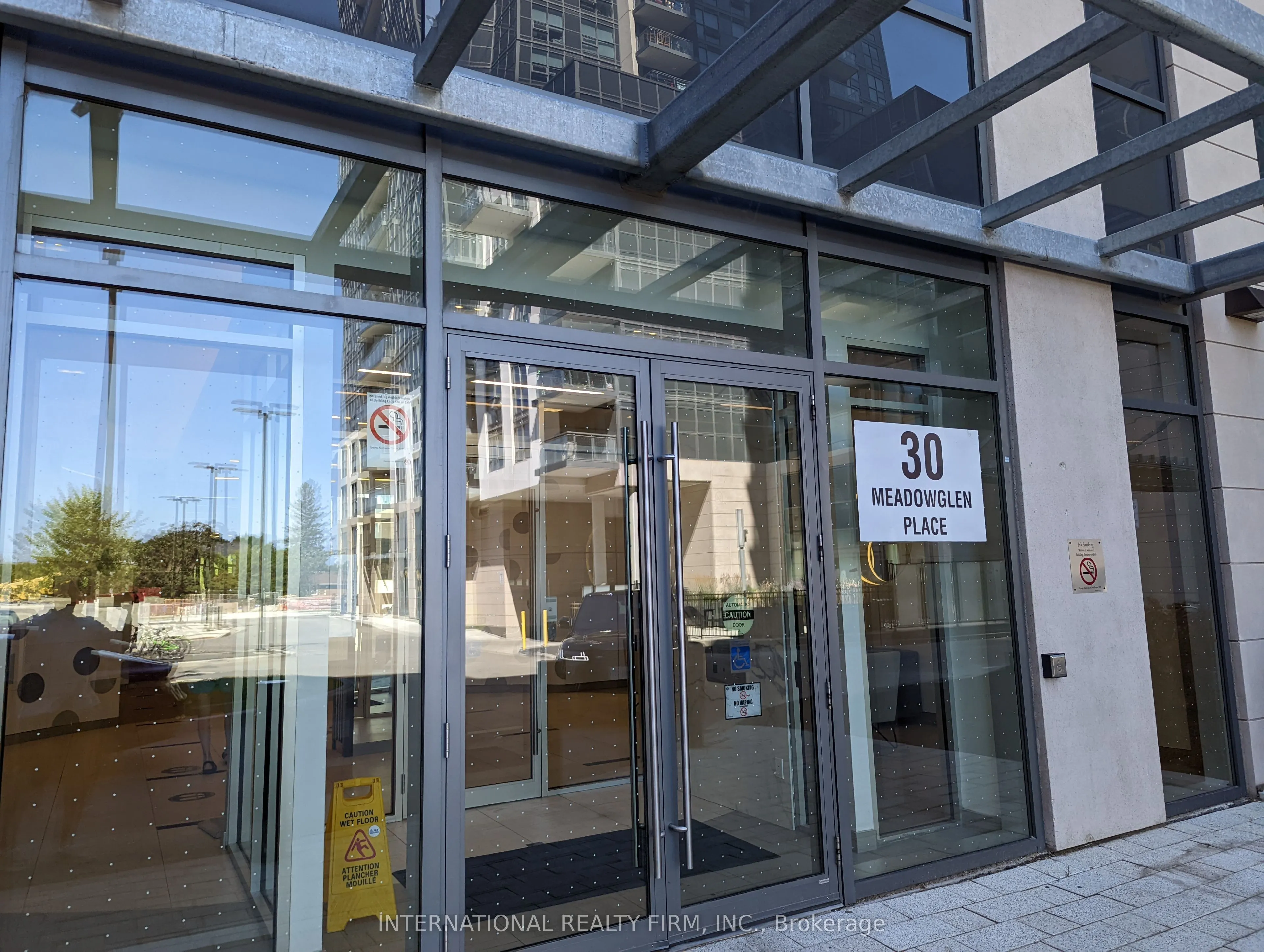 30 Meadowglen Place, #214