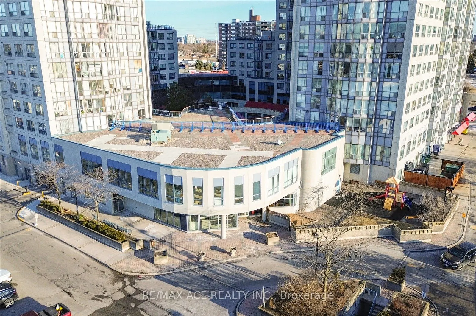 1470 Midland Avenue, #1410