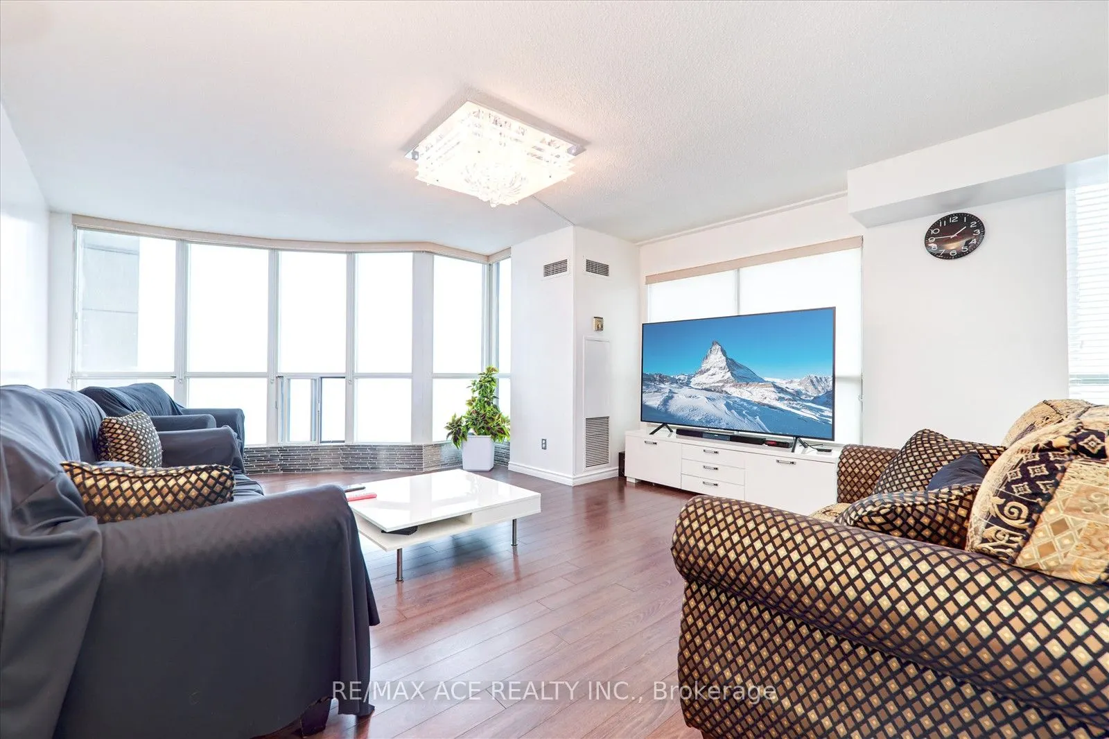 1470 Midland Avenue, #1410