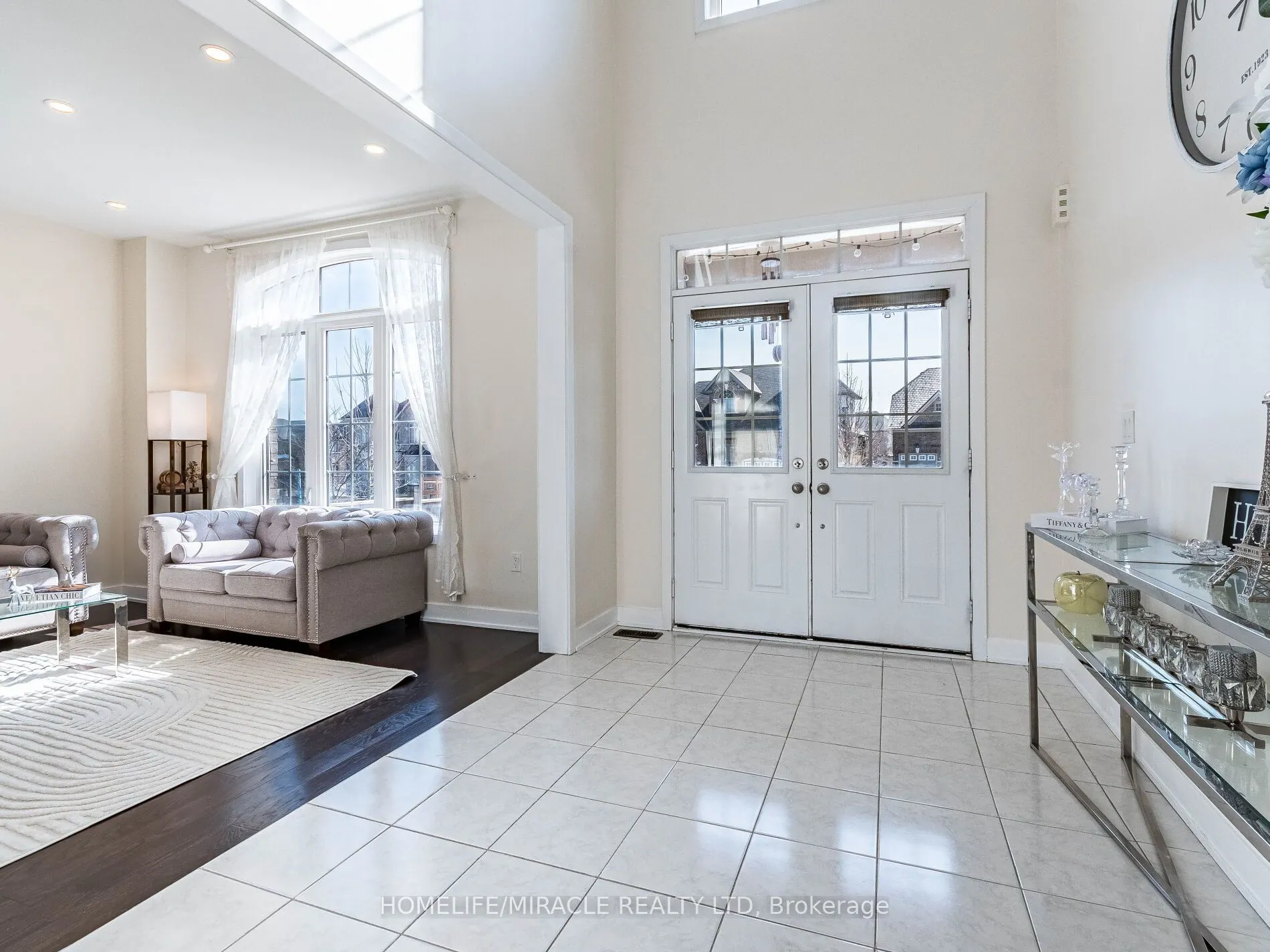 10 Buckles Court