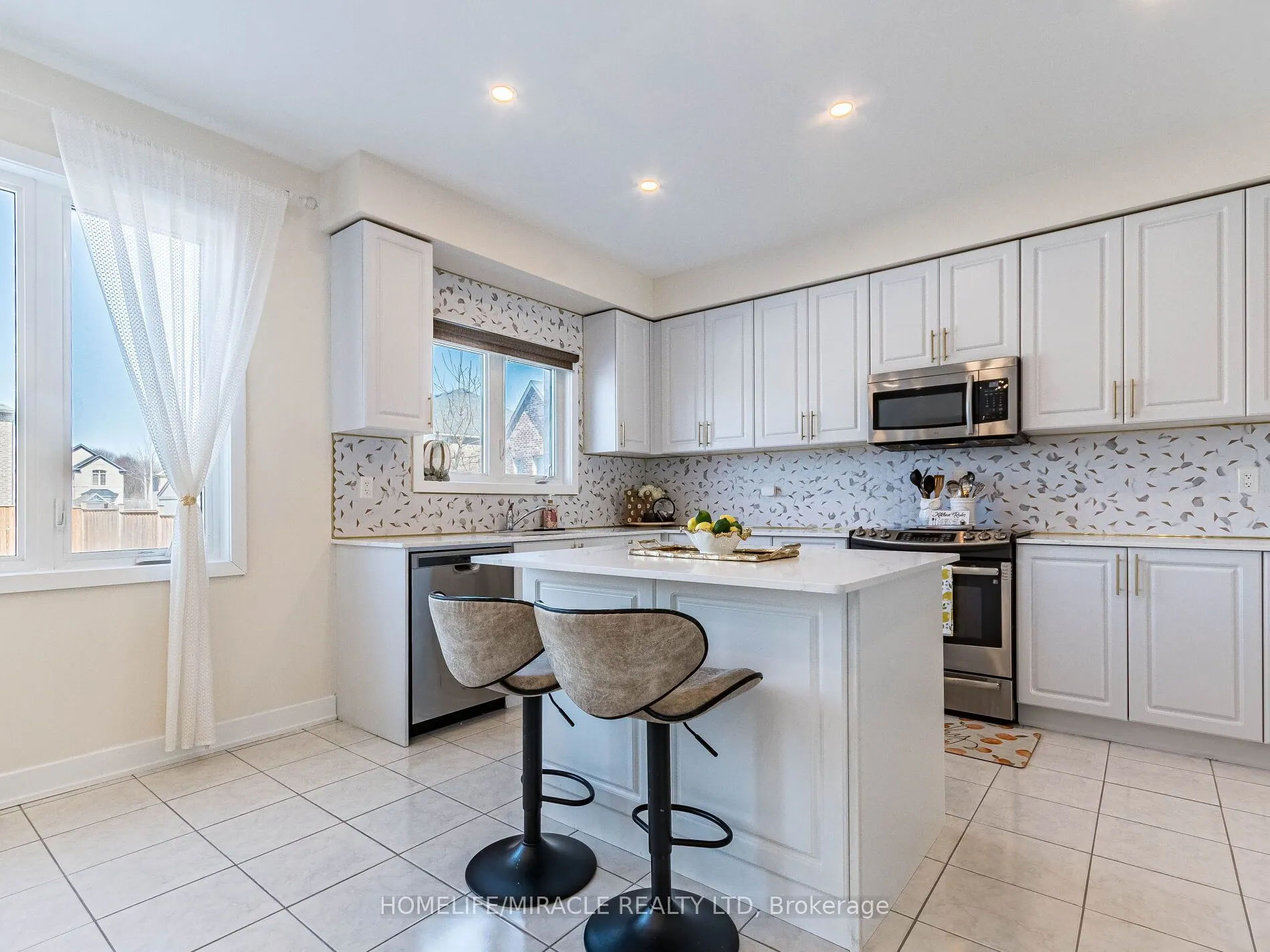 10 Buckles Court