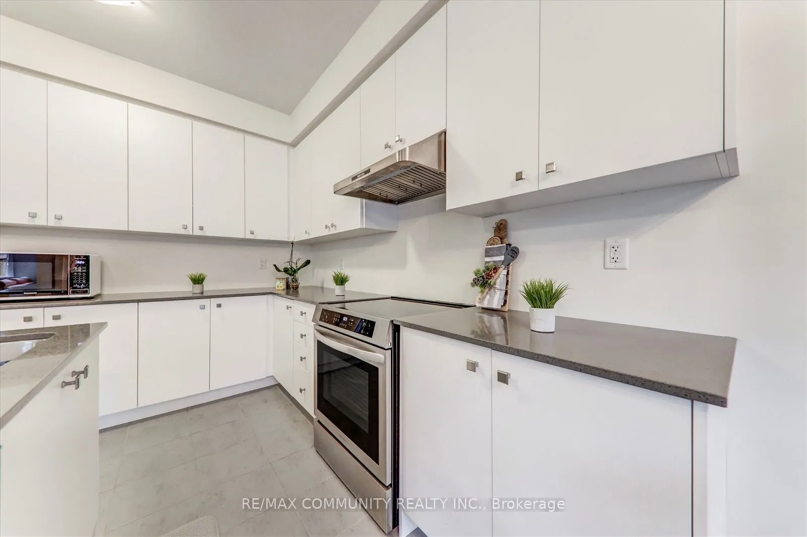 124 Ogston Crescent