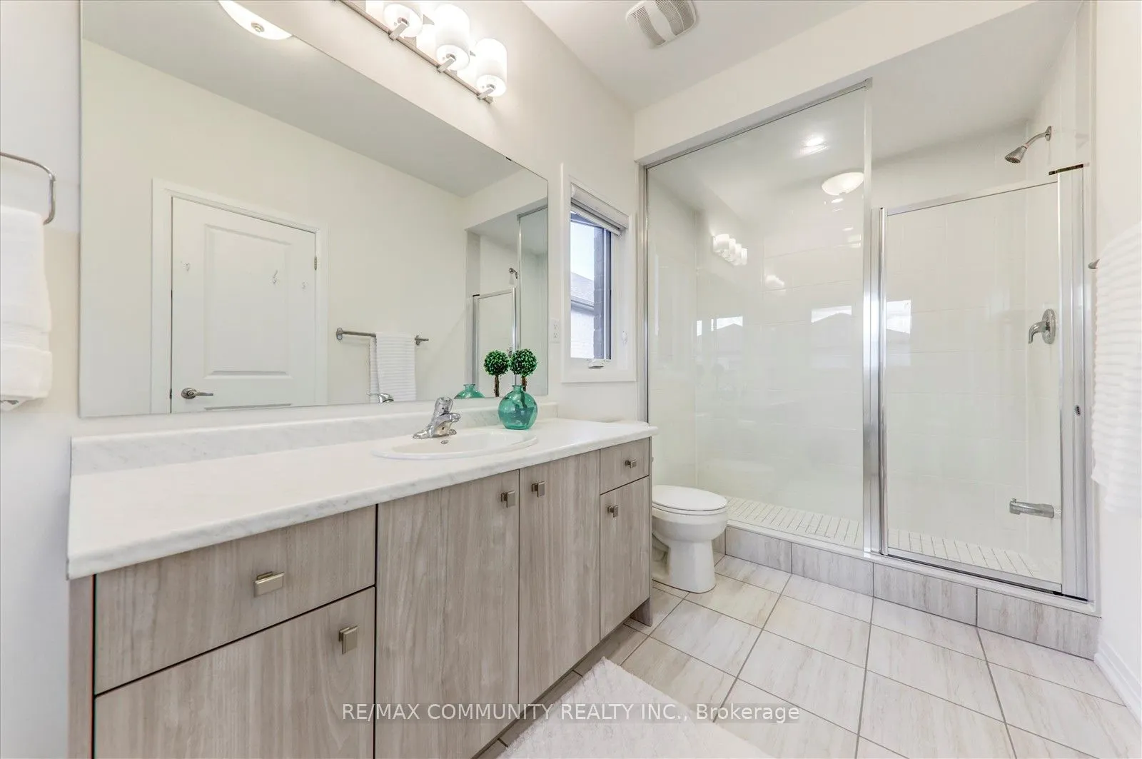 124 Ogston Crescent