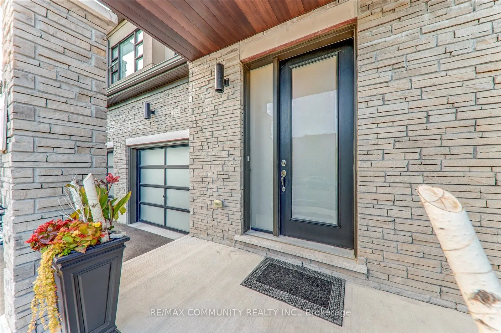 124 Ogston Crescent