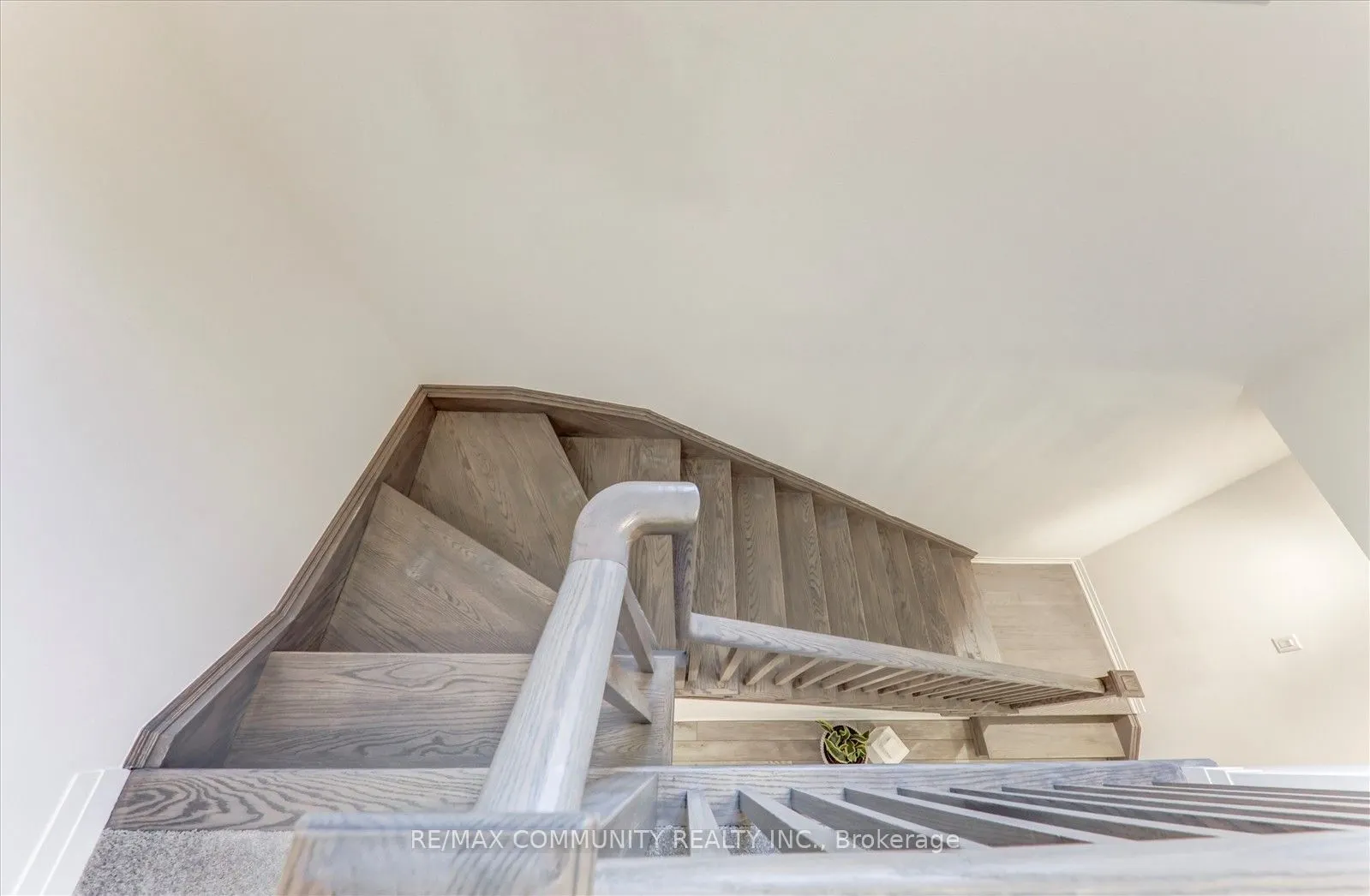 124 Ogston Crescent