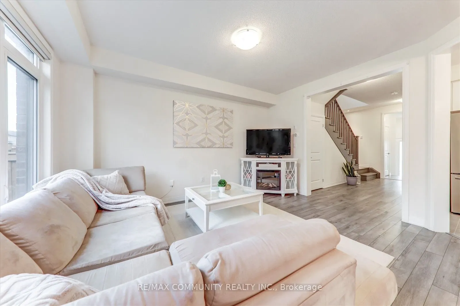124 Ogston Crescent