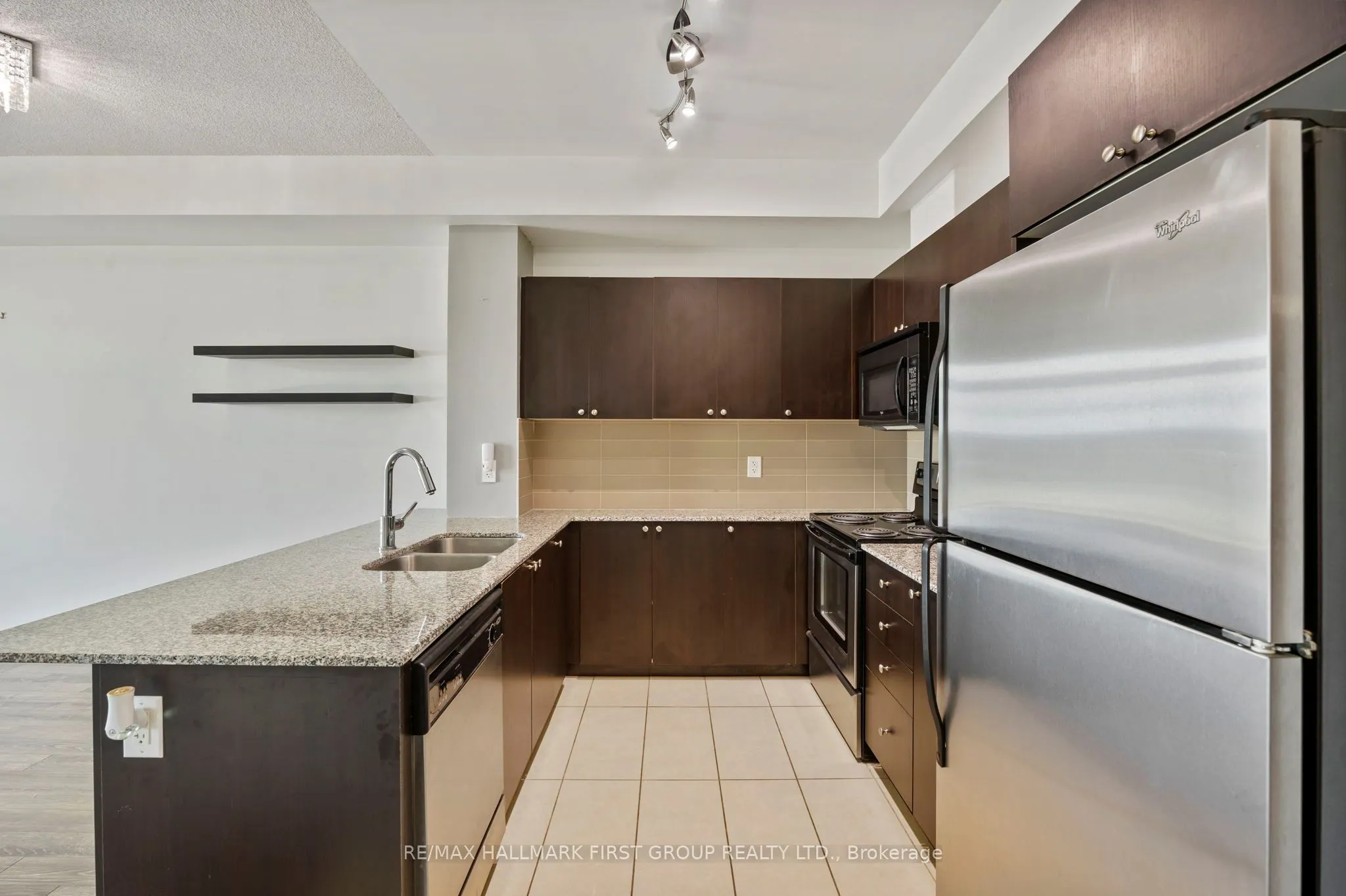 1235 Bayly Street, #1607