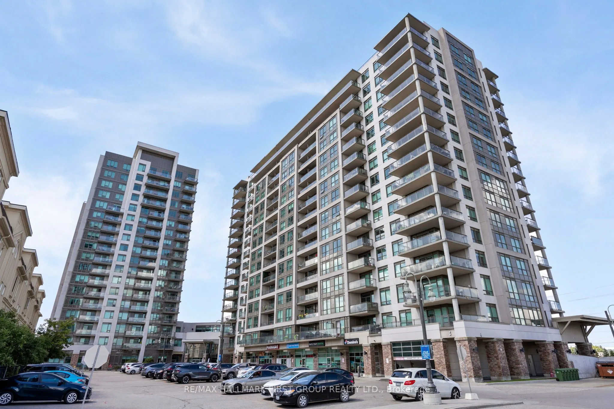 1235 Bayly Street, #1607