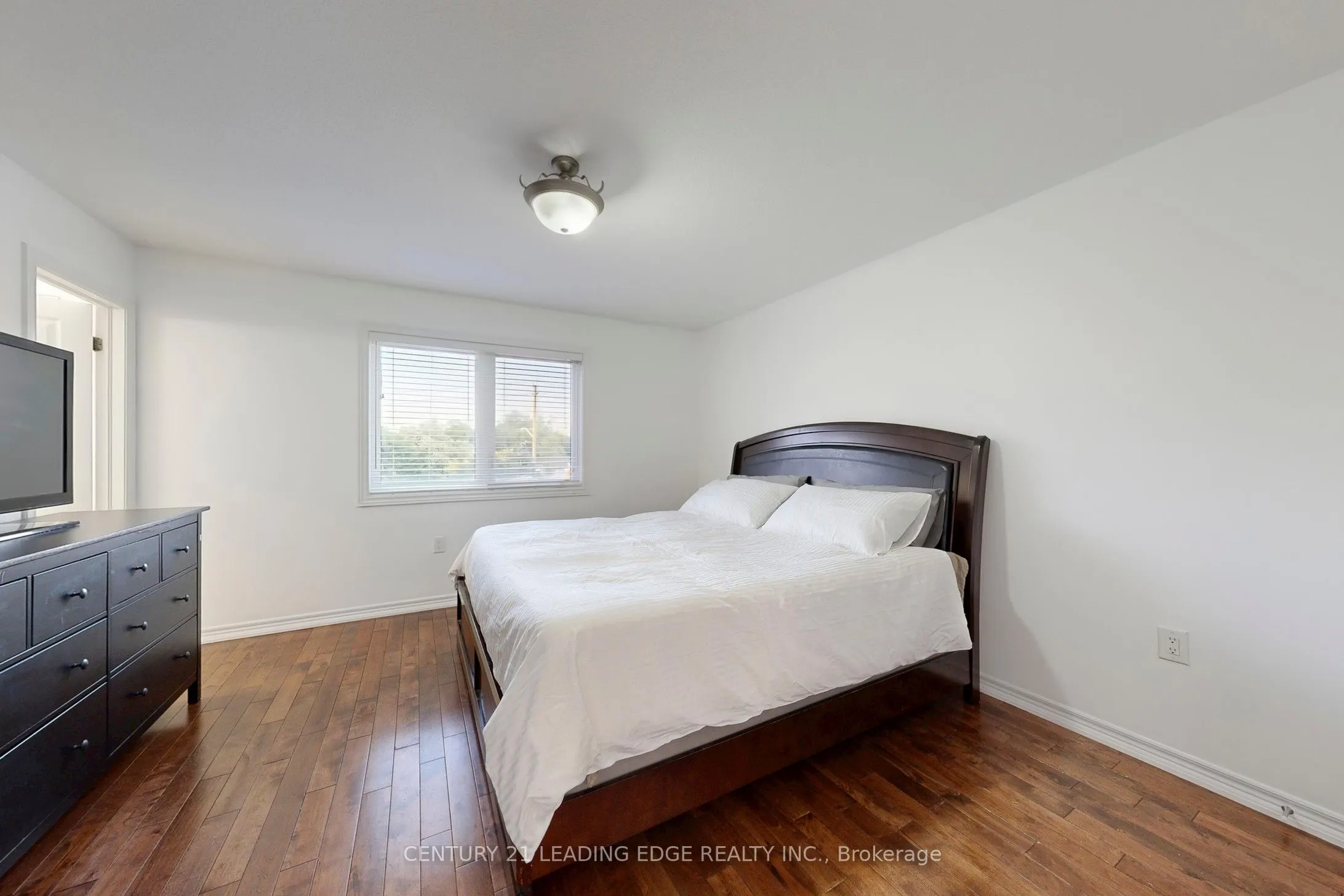 12 Pringdale Gardens Circle