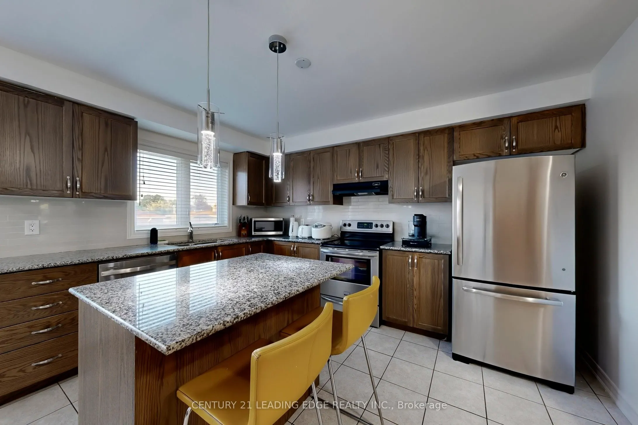 12 Pringdale Gardens Circle