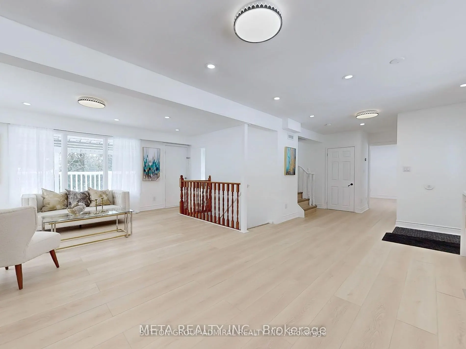 696 JASMINE Crescent