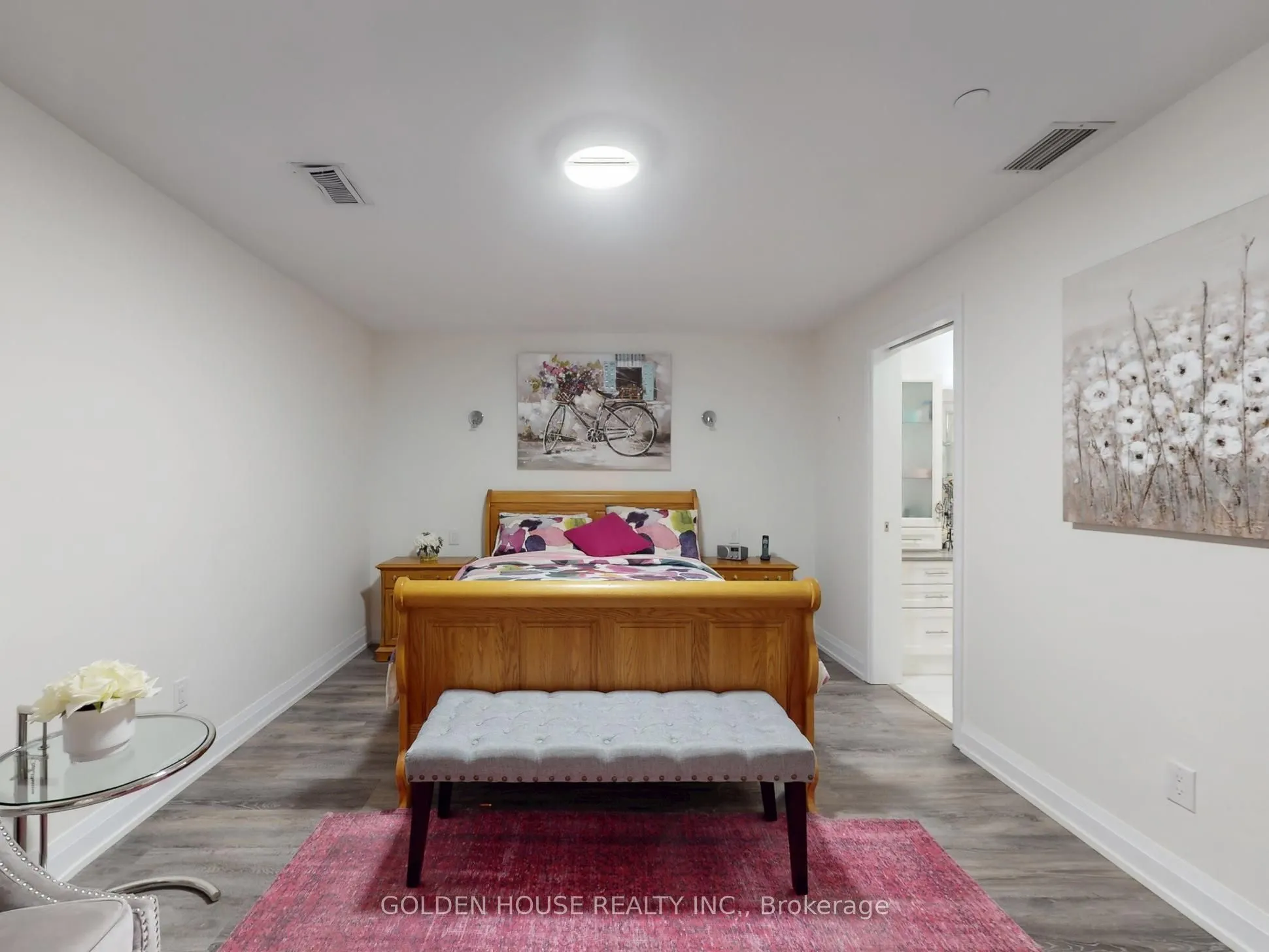200 Woodbine Avenue, #403