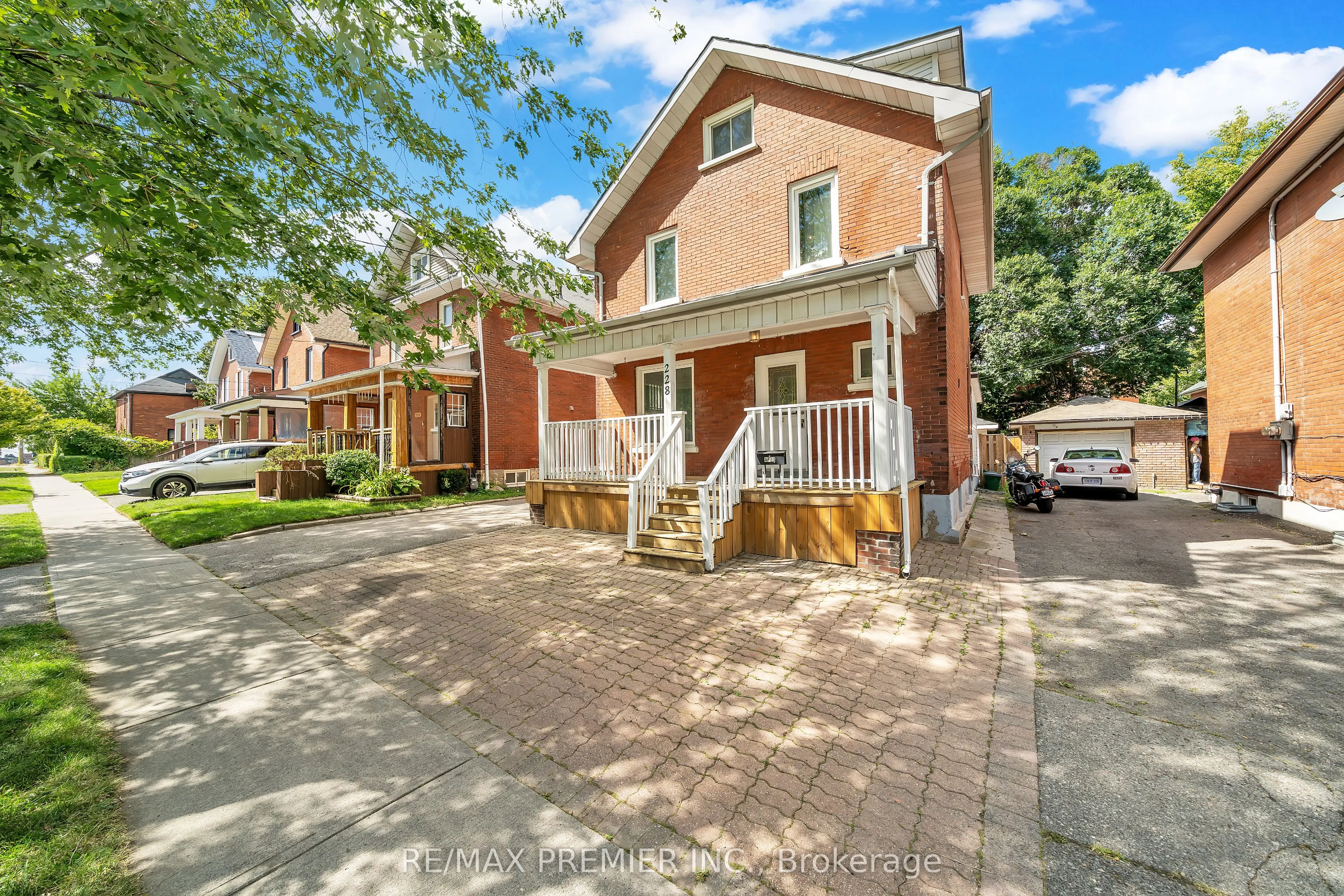 228 Bruce Street