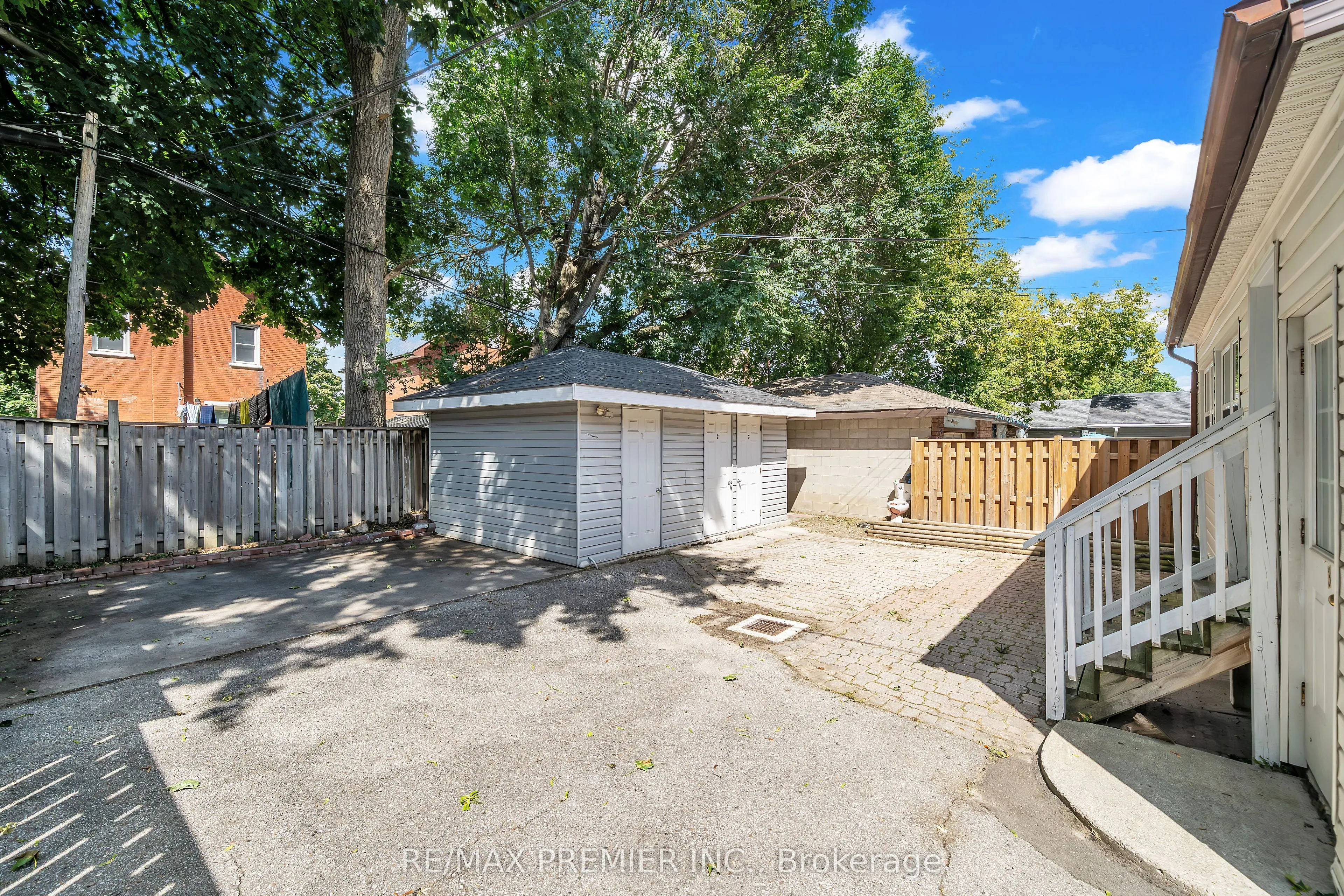 228 Bruce Street