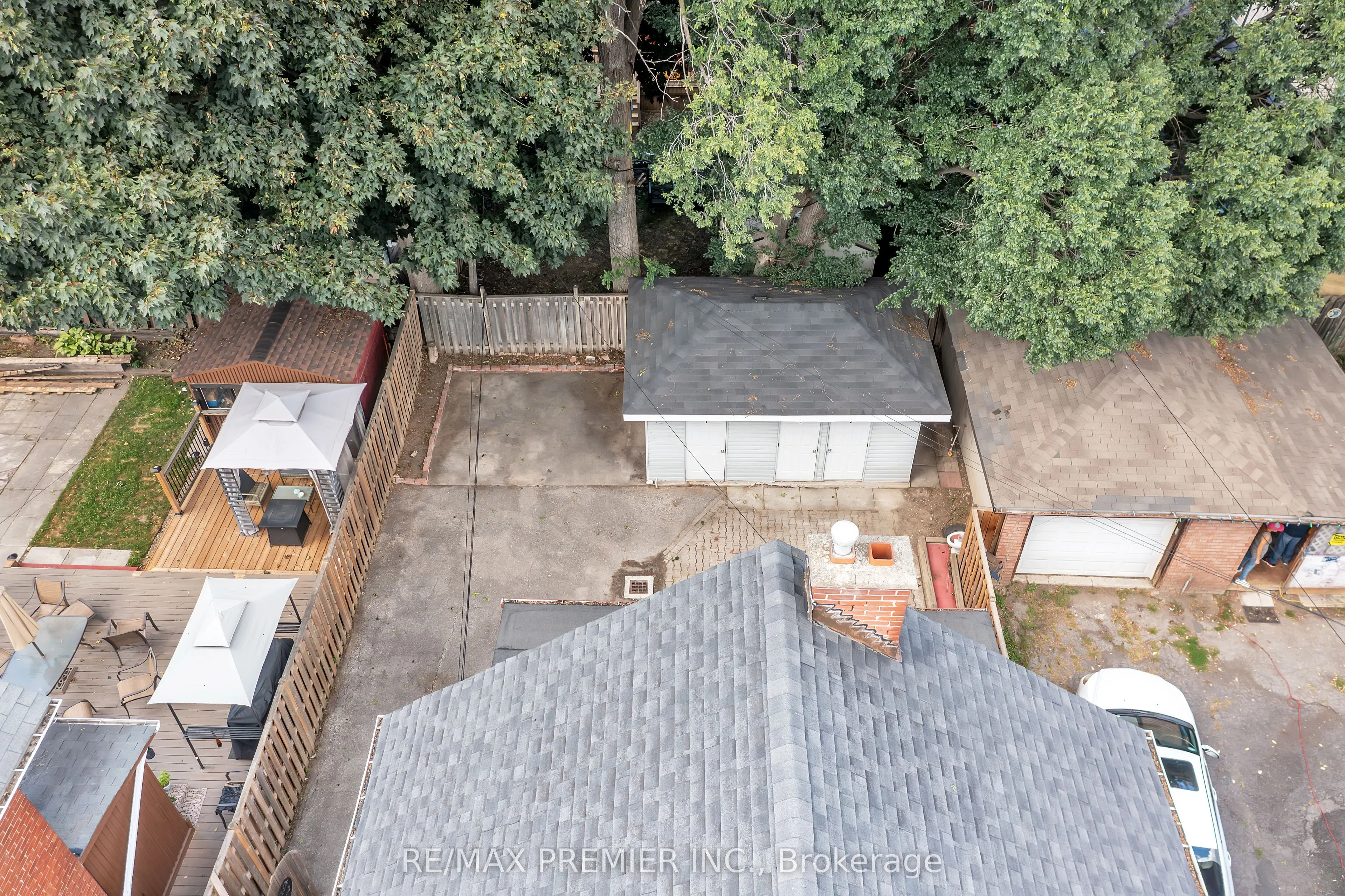 228 Bruce Street
