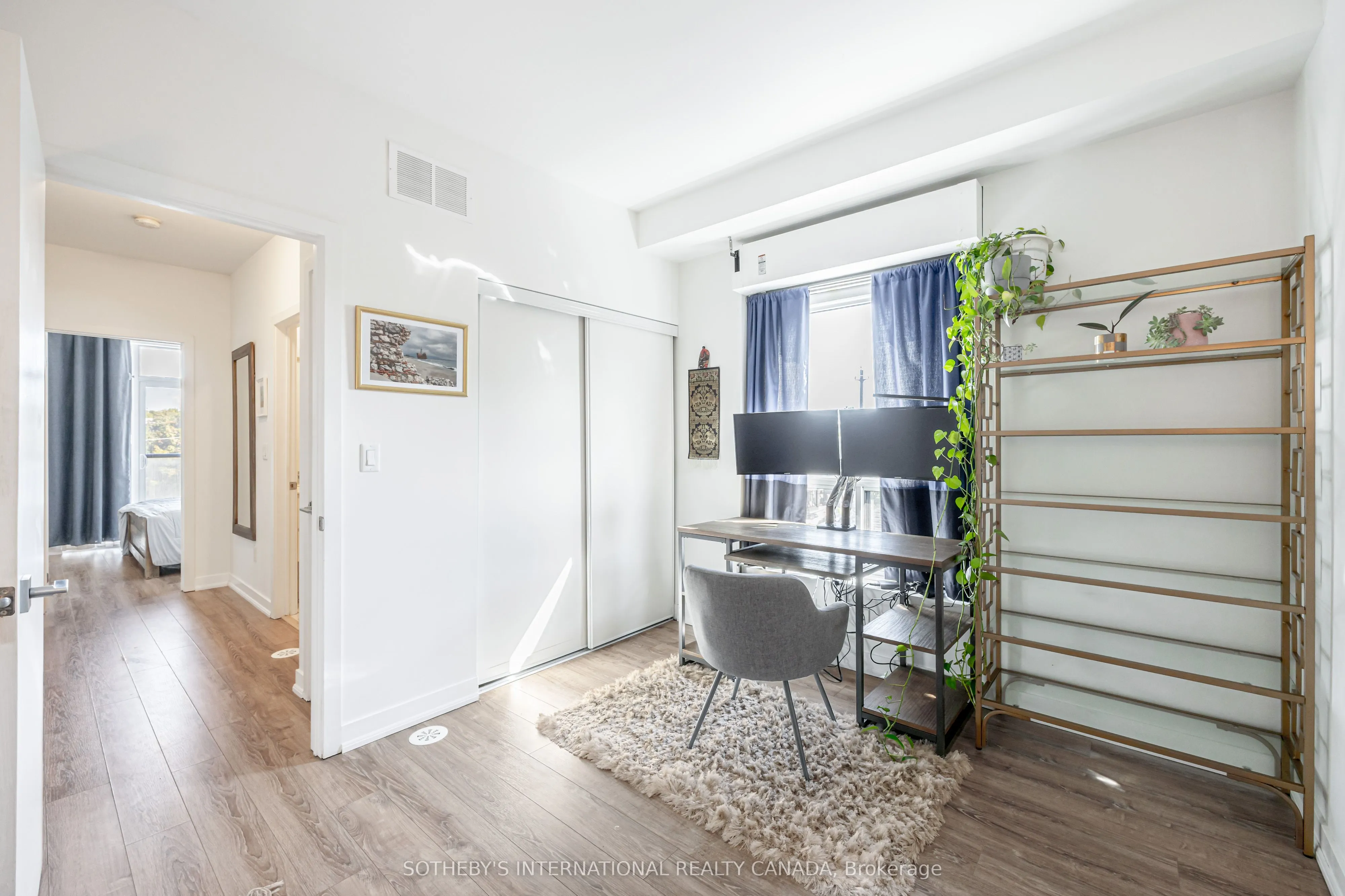 1331 Gerrard Street, #4