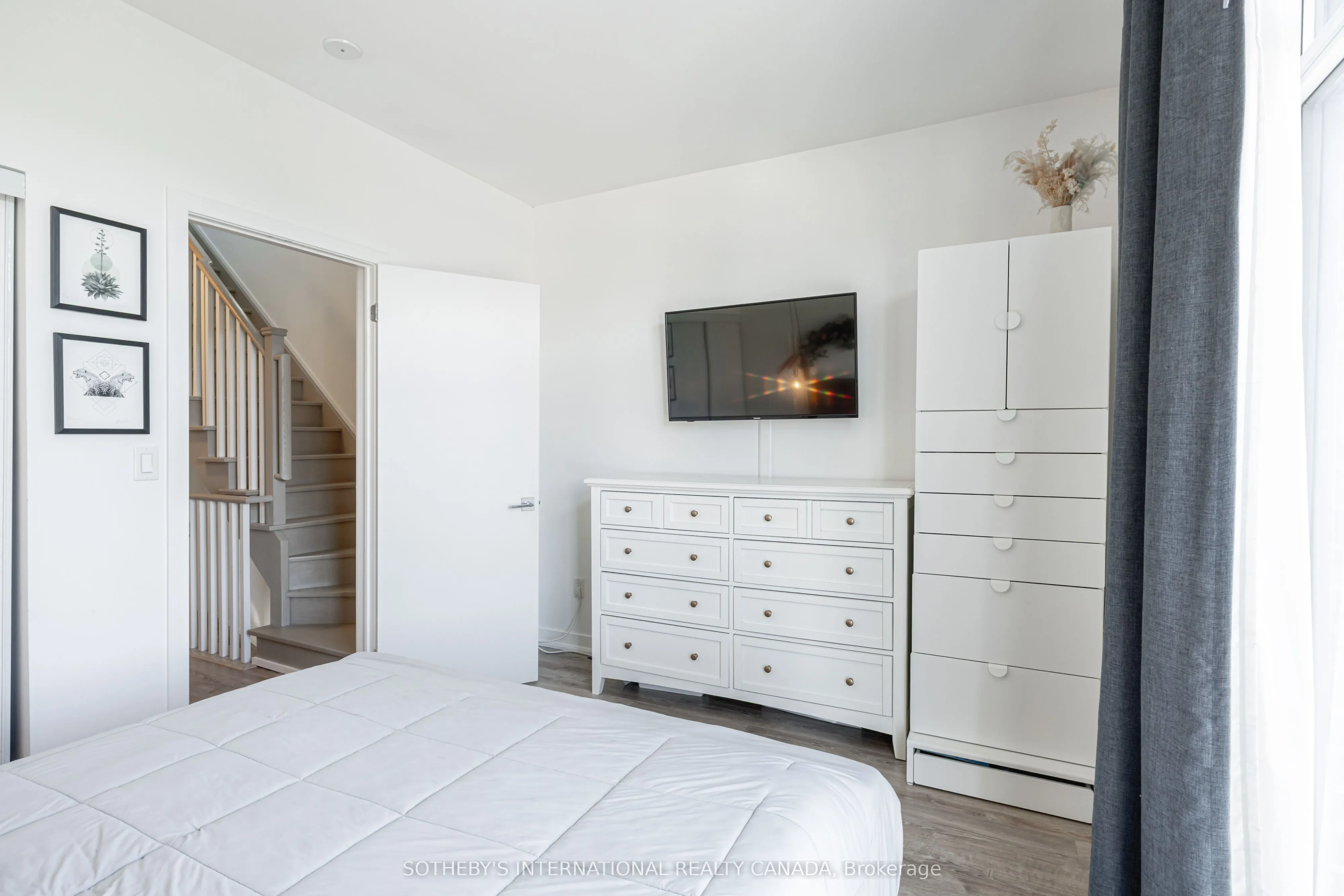 1331 Gerrard Street, #4