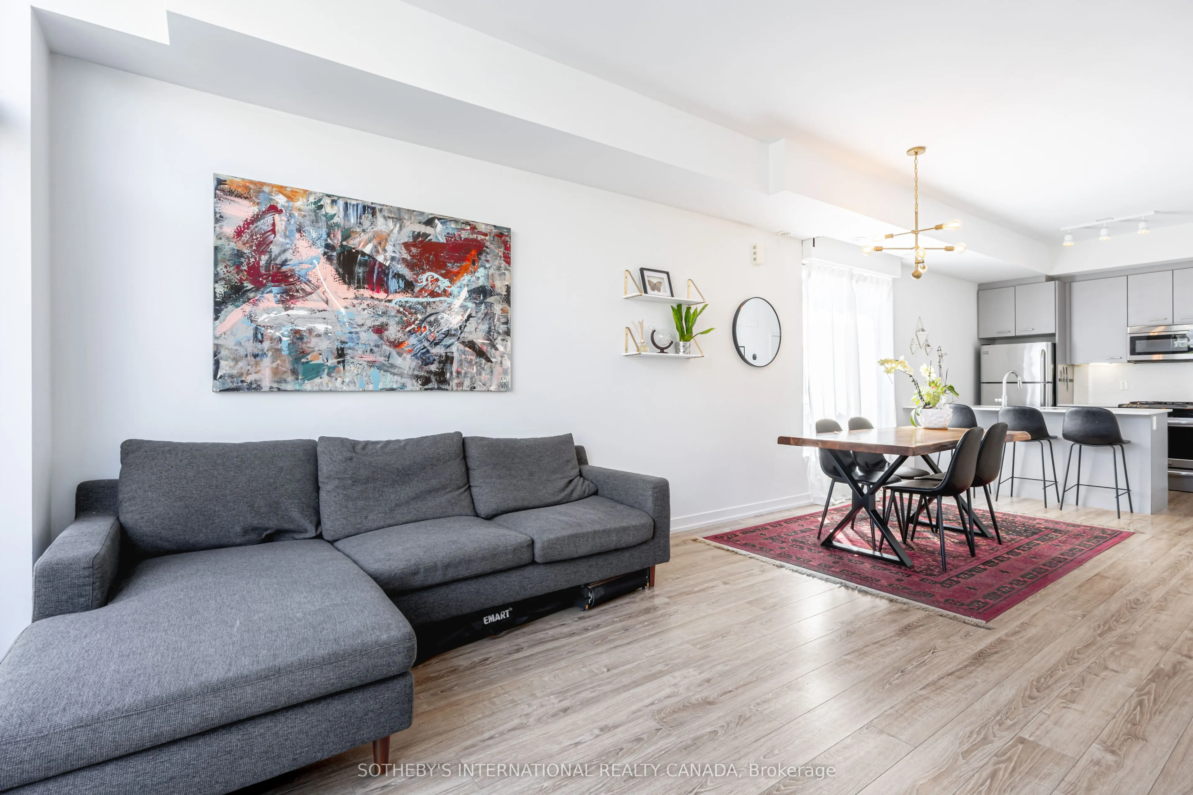 1331 Gerrard Street, #4