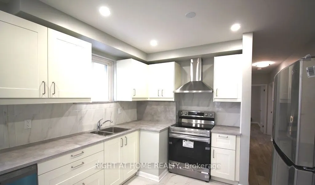 28 Reno Drive, #Main