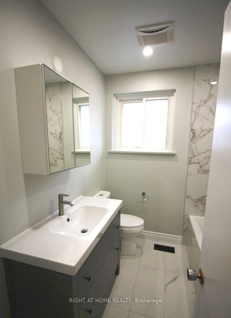 28 Reno Drive, #Main