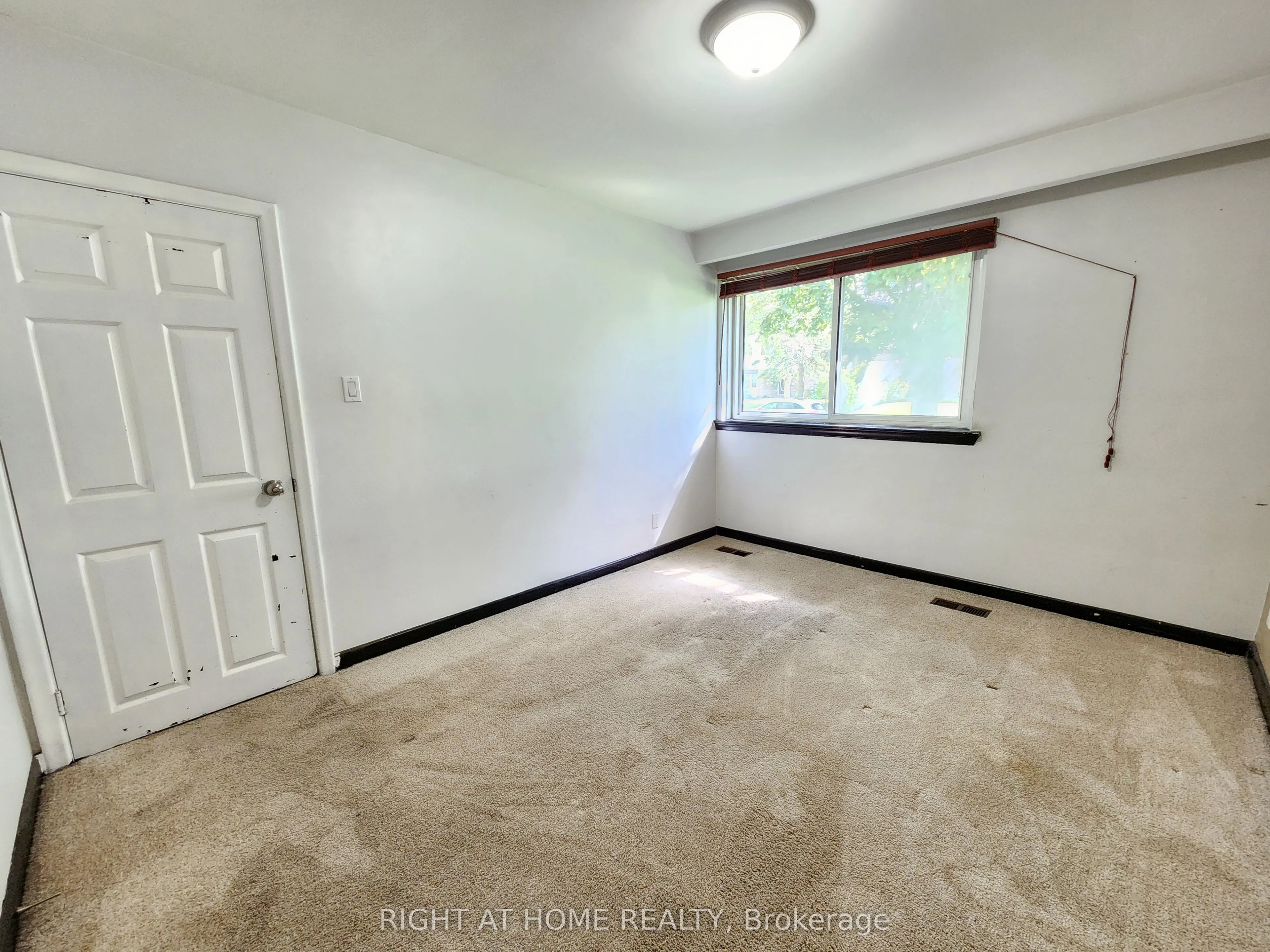 332 Viewmount Street