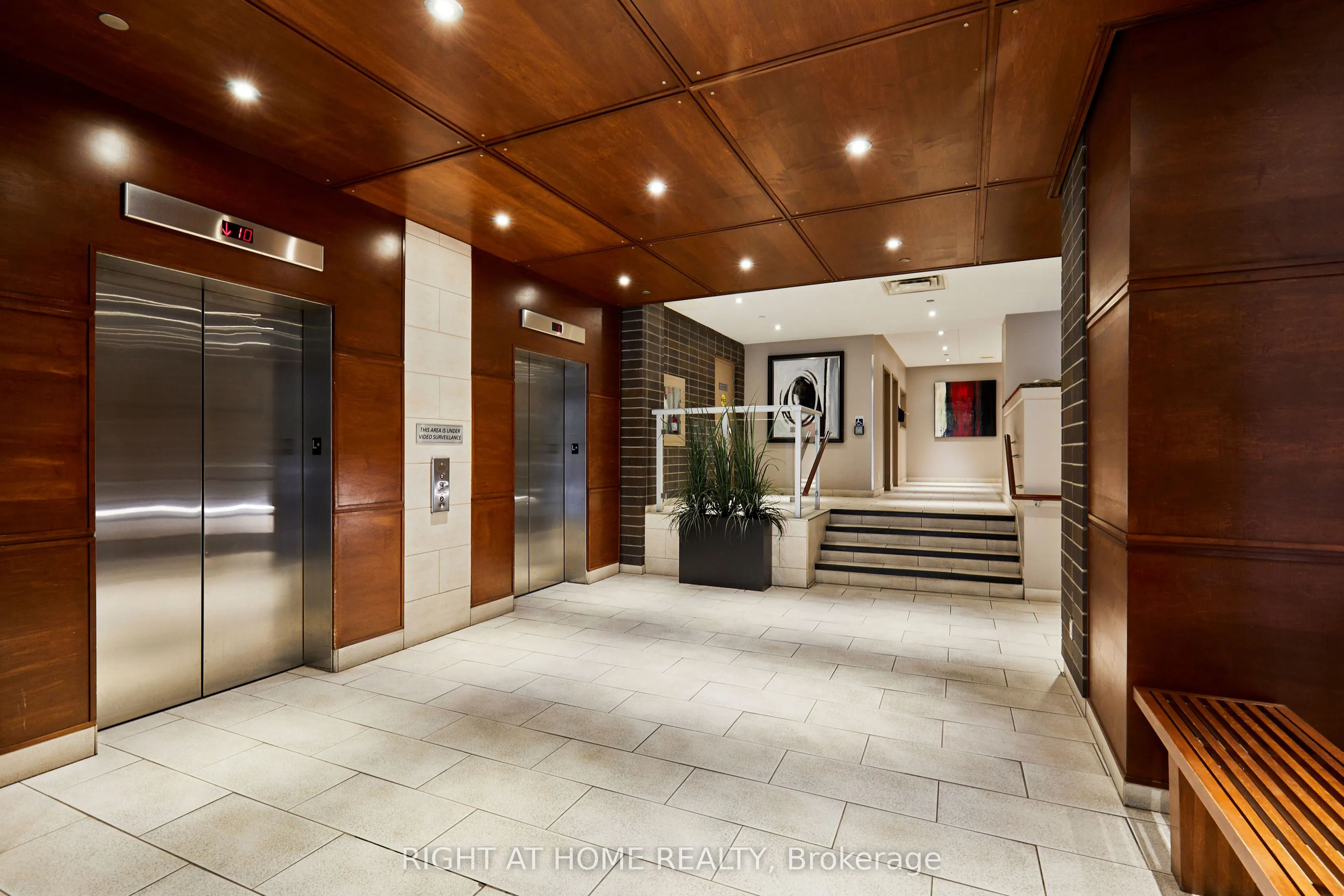 44 Bond Street W, #804