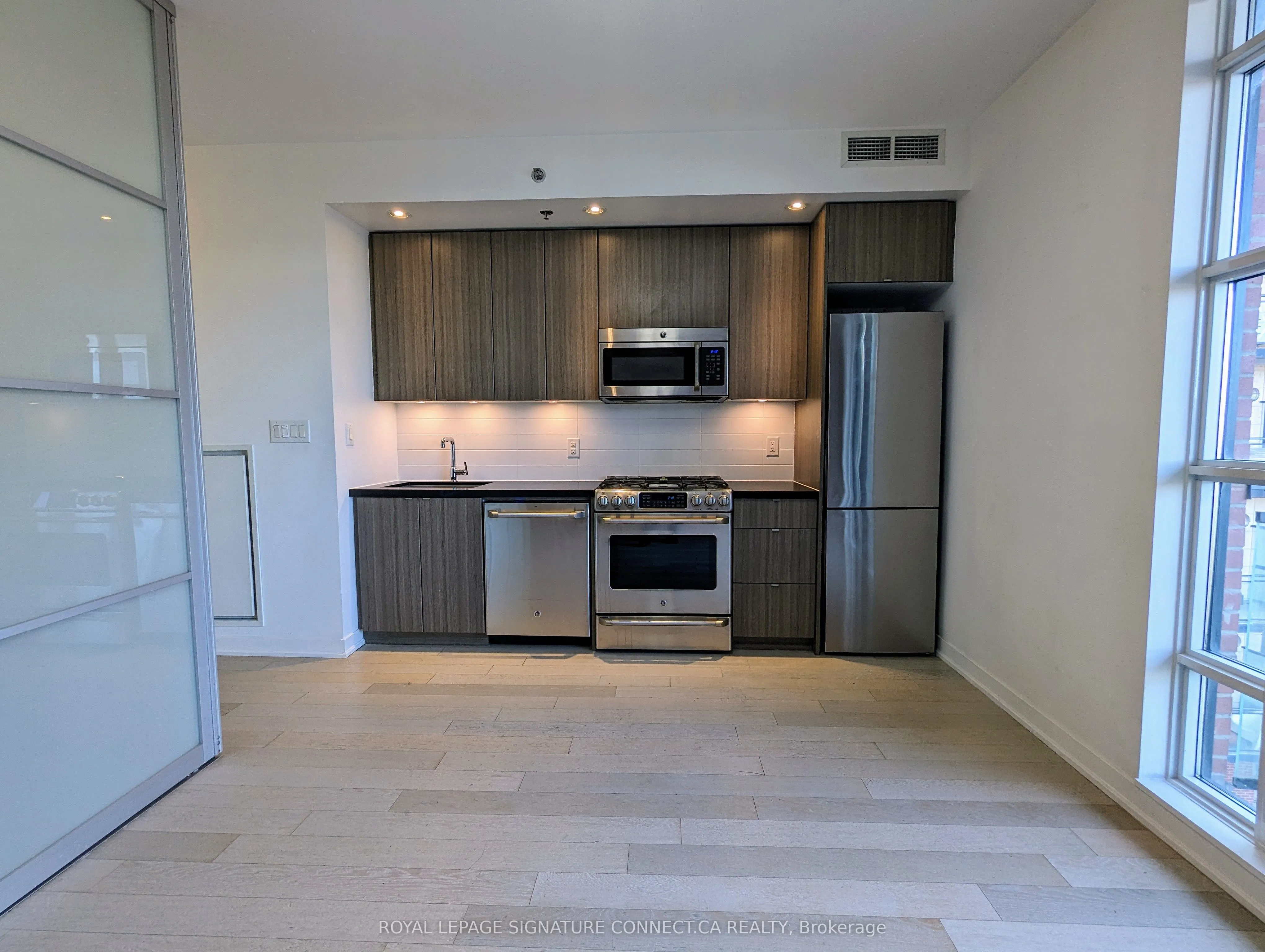 88 Colgate Avenue, #410