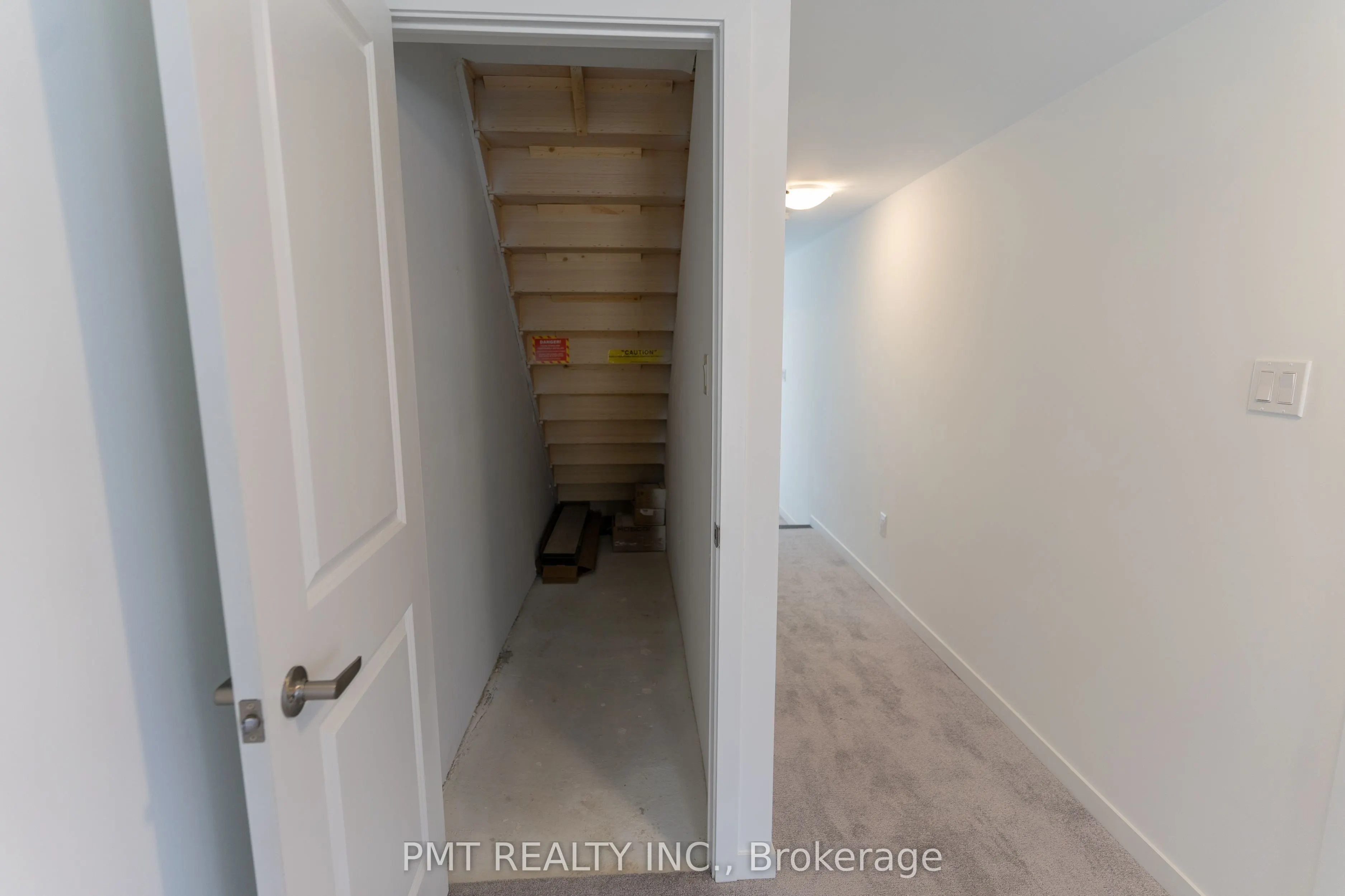 31 Bateson Street