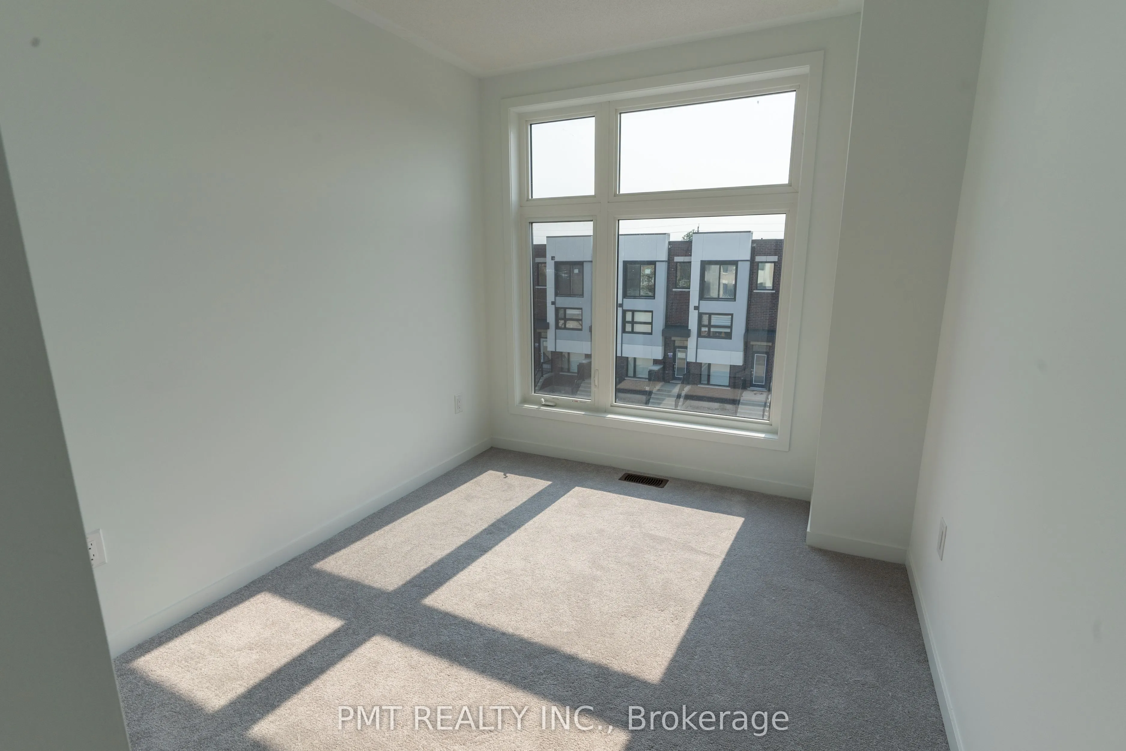 31 Bateson Street