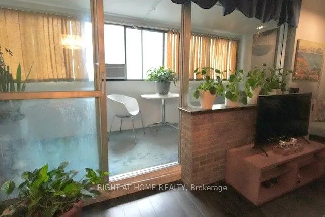 5 Massey Square, #411