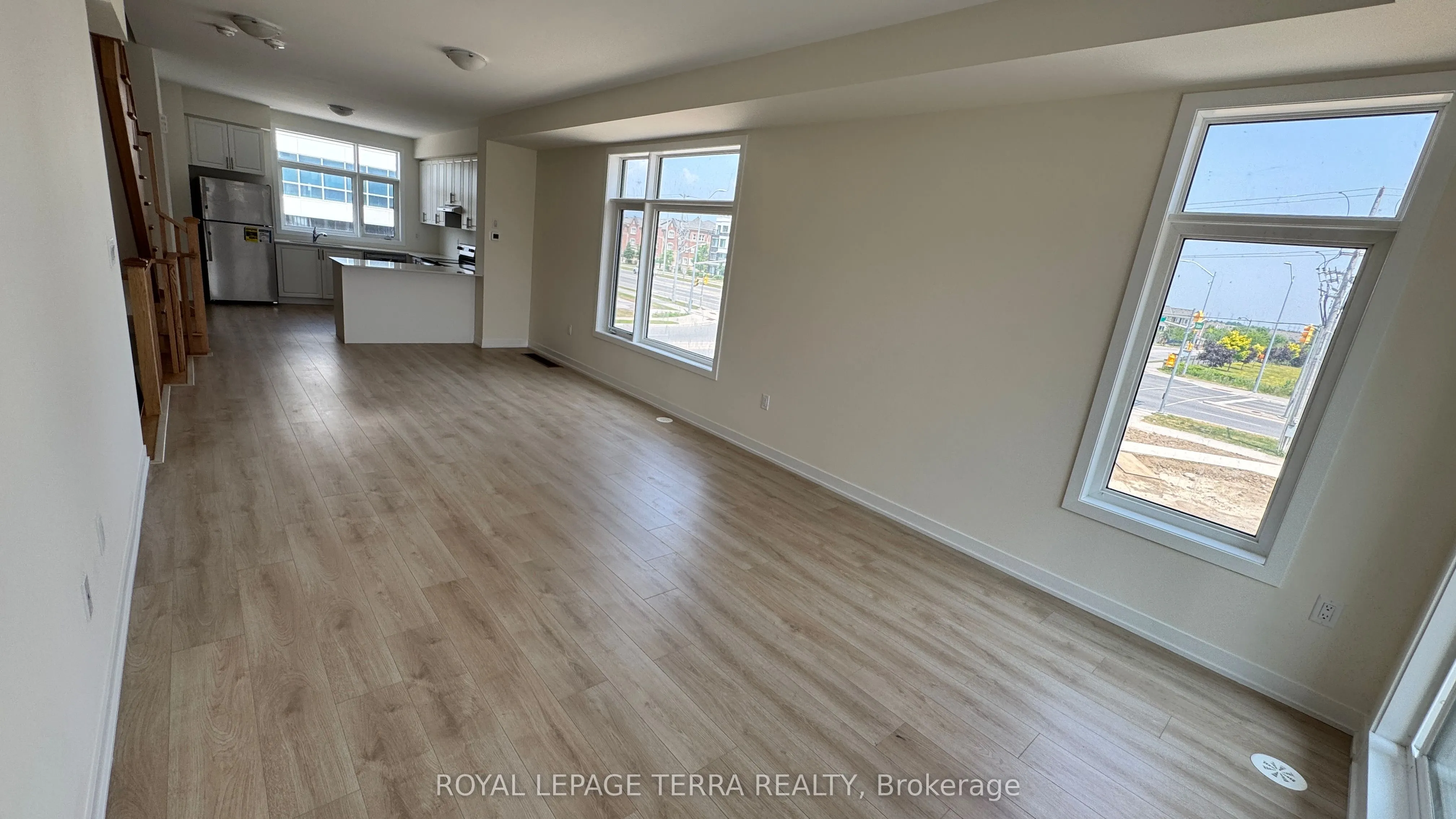 1695 Dersan Street, #111