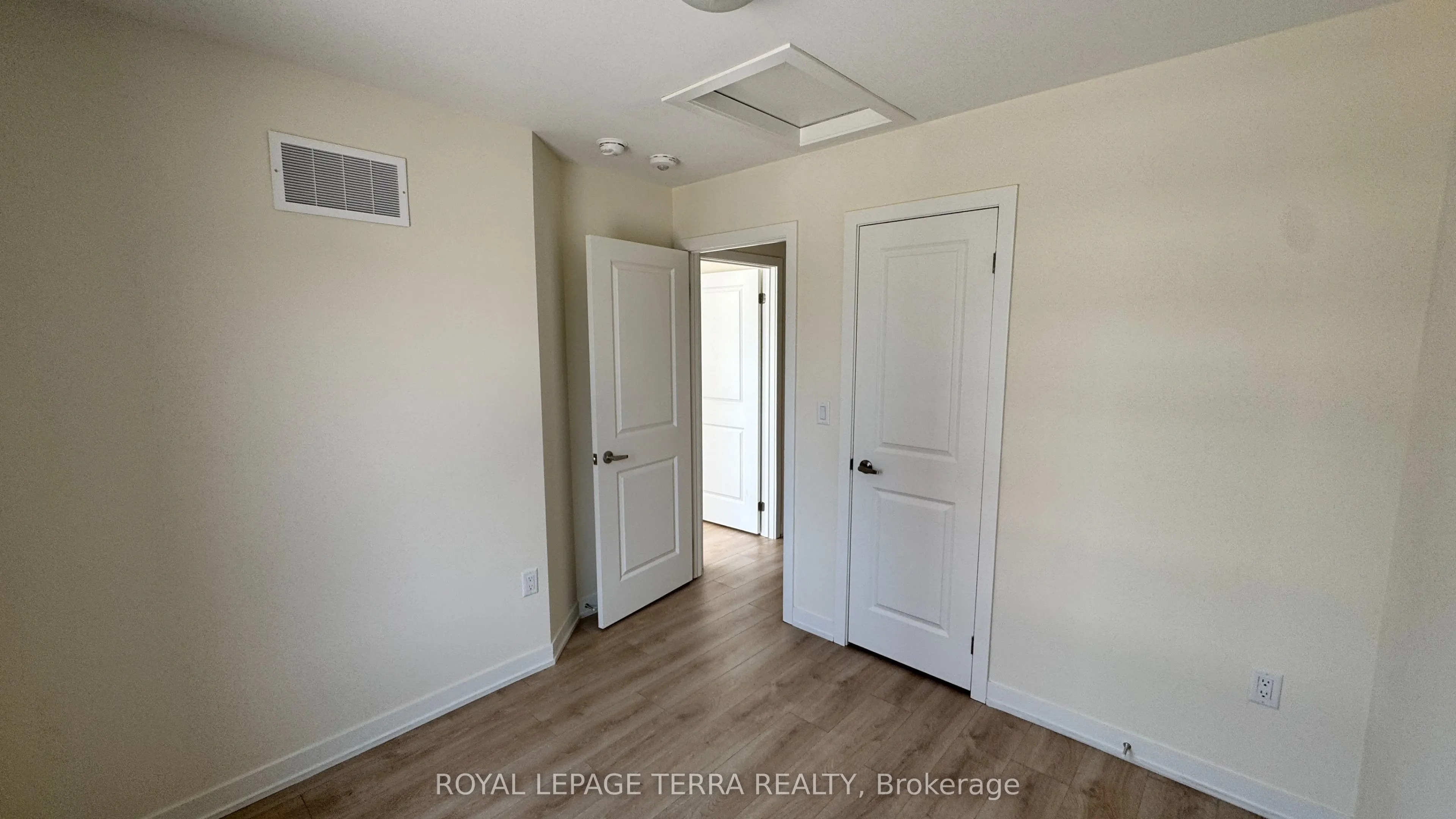 1695 Dersan Street, #111