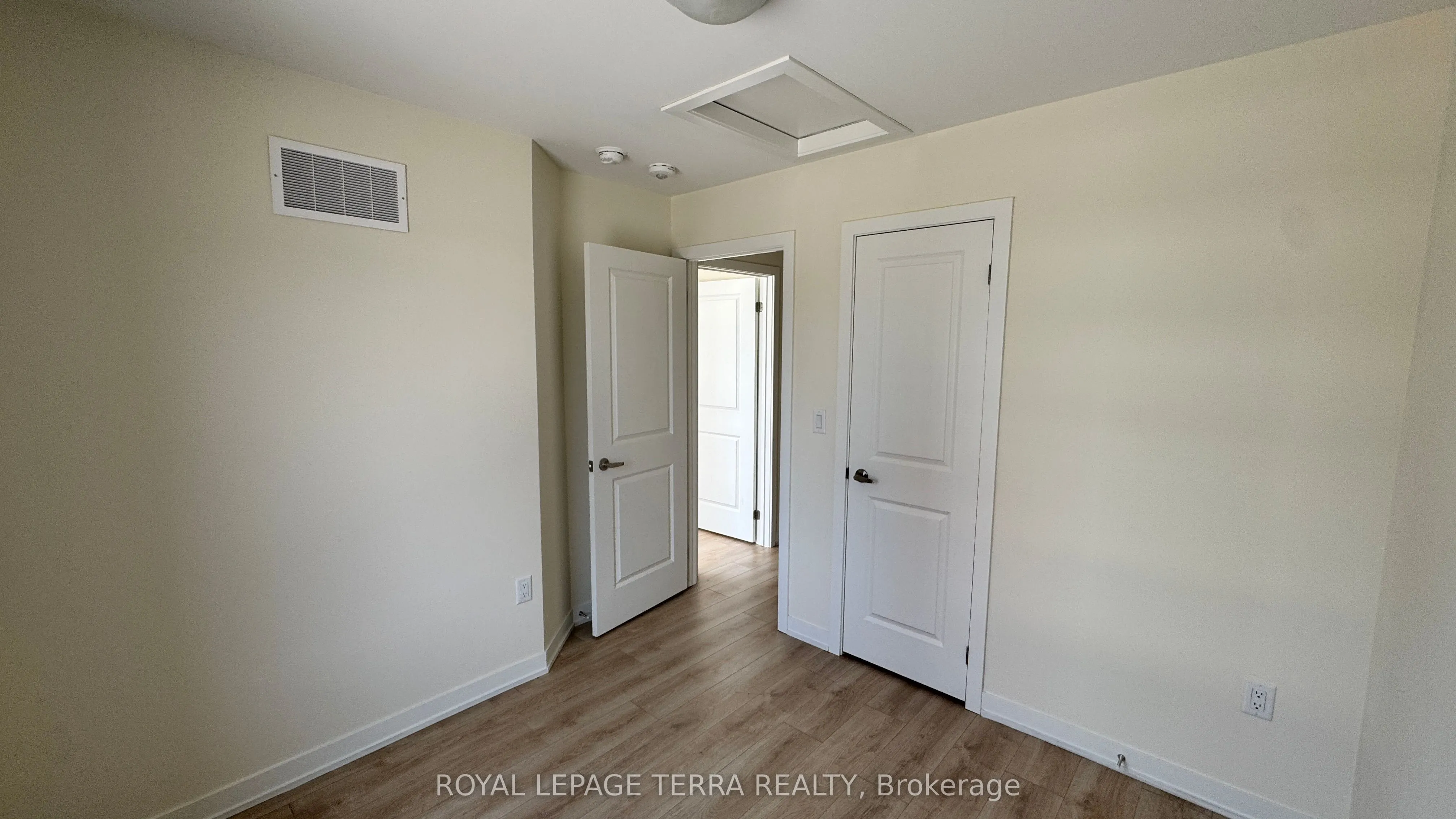 1695 Dersan Street, #111