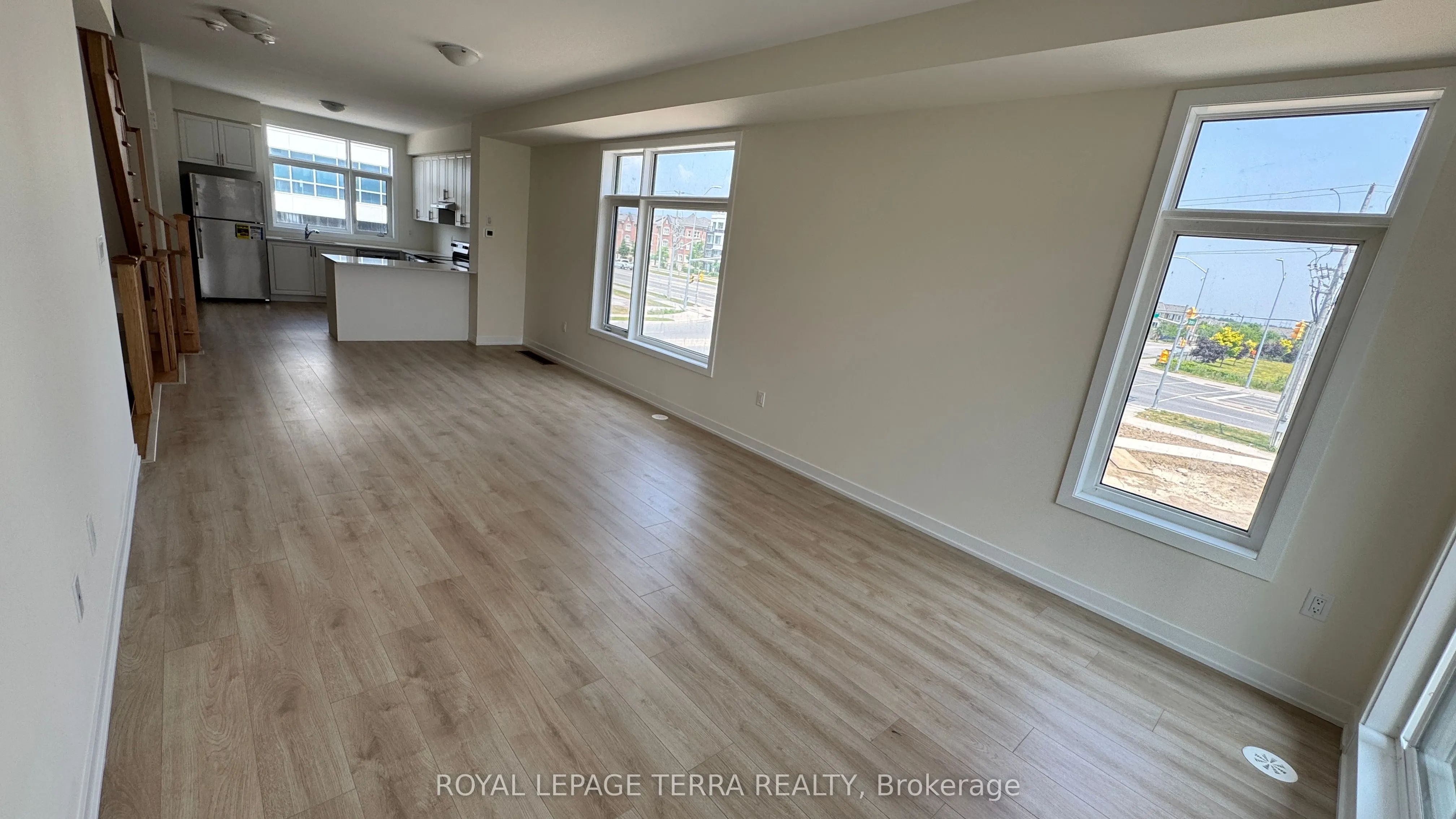 1695 Dersan Street, #111