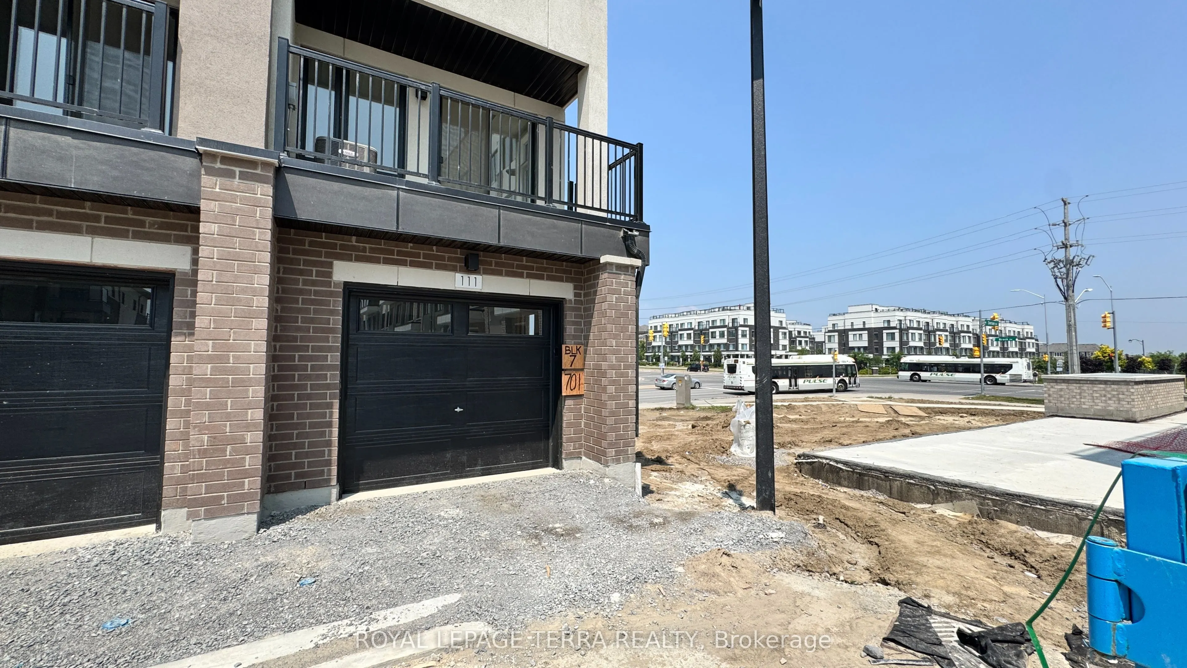 1695 Dersan Street, #111