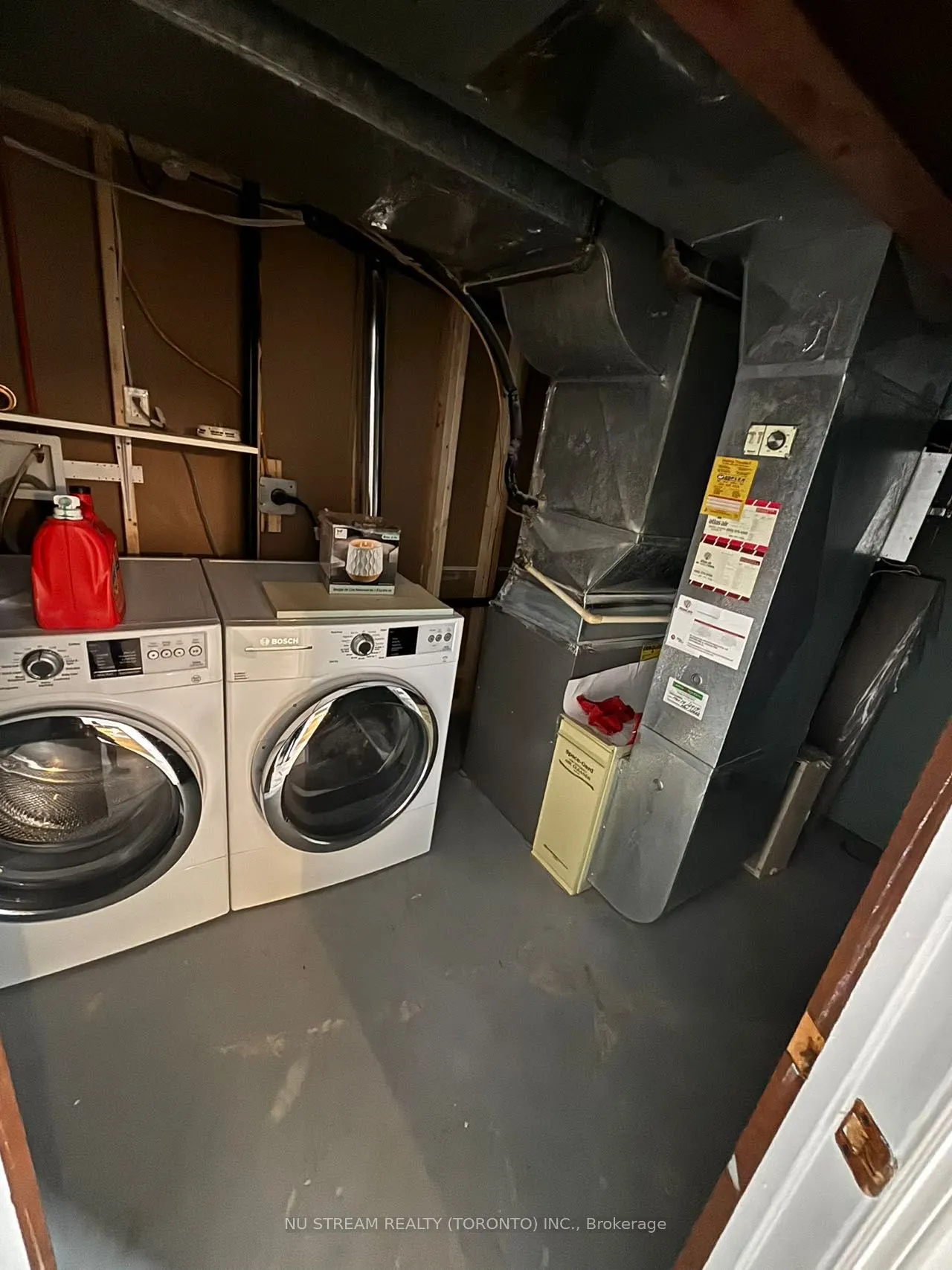 132 Heatherside Drive, #Basement