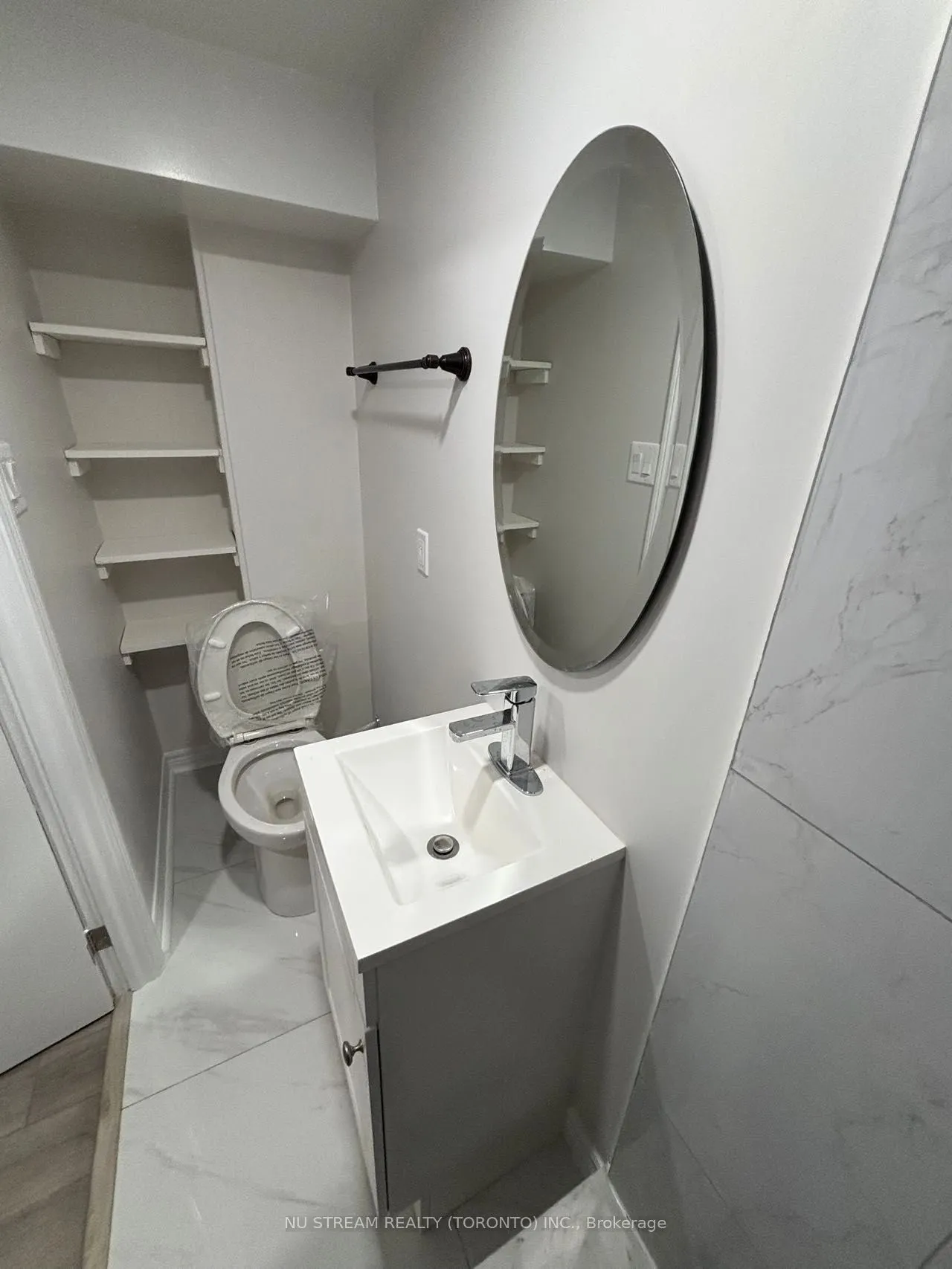132 Heatherside Drive, #Basement