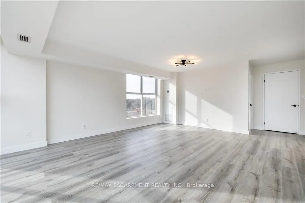 90 Dale Avenue, #905