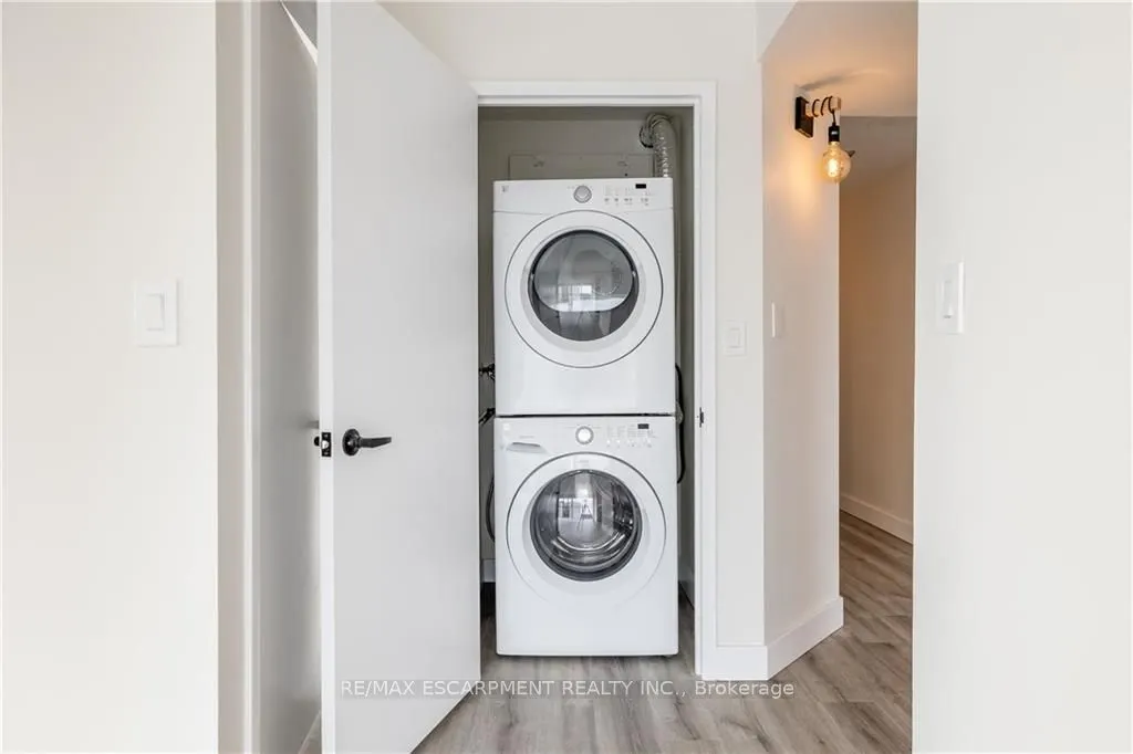 90 Dale Avenue, #905