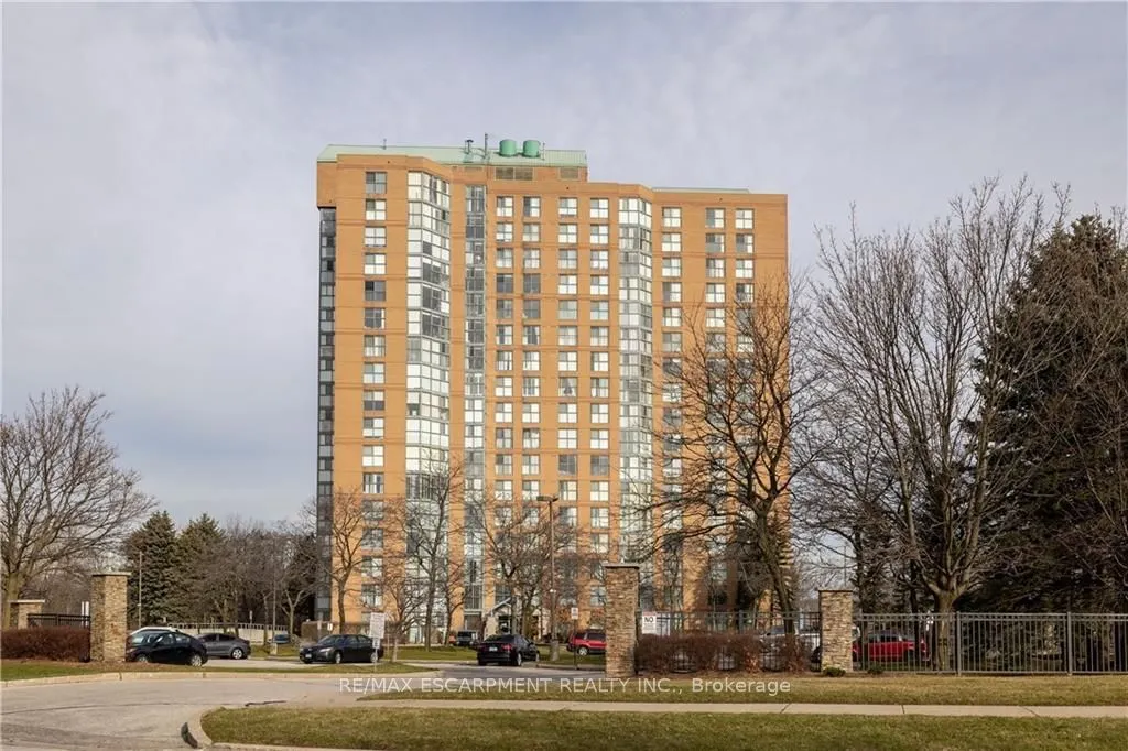 90 Dale Avenue, #905