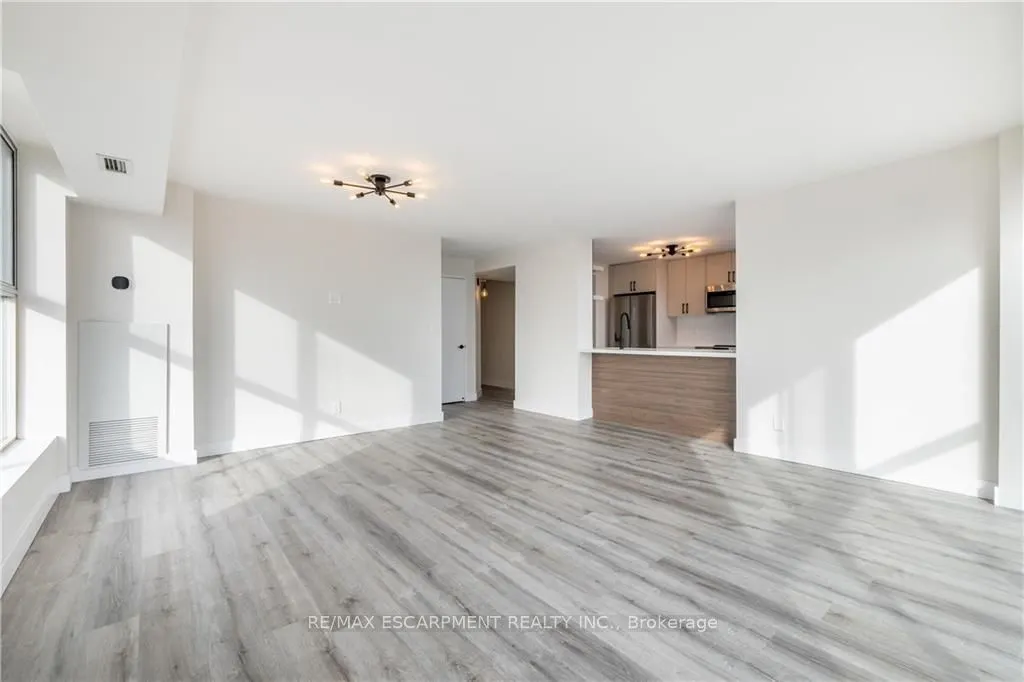 90 Dale Avenue, #905