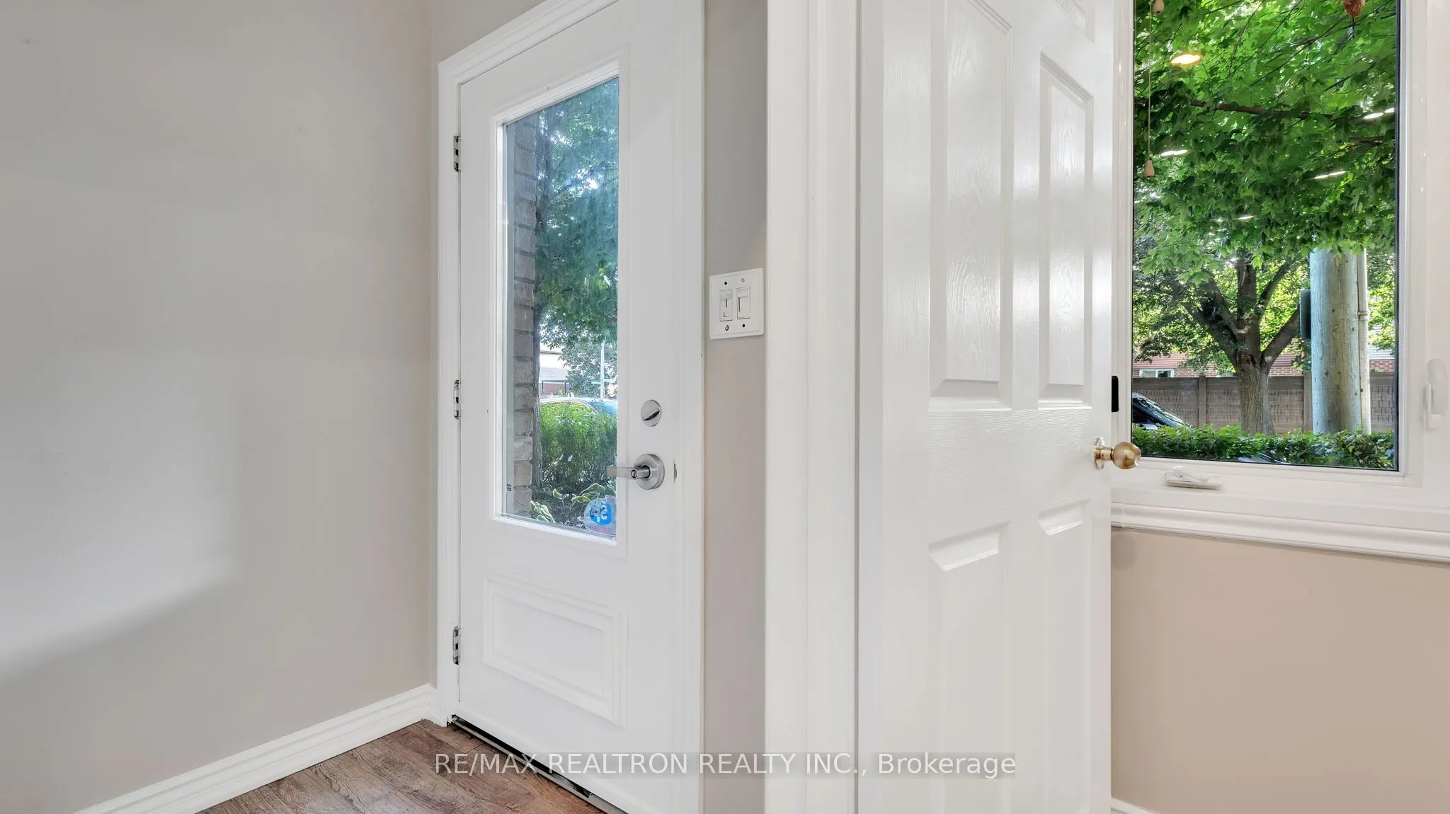 1250 St Martins Drive, #8