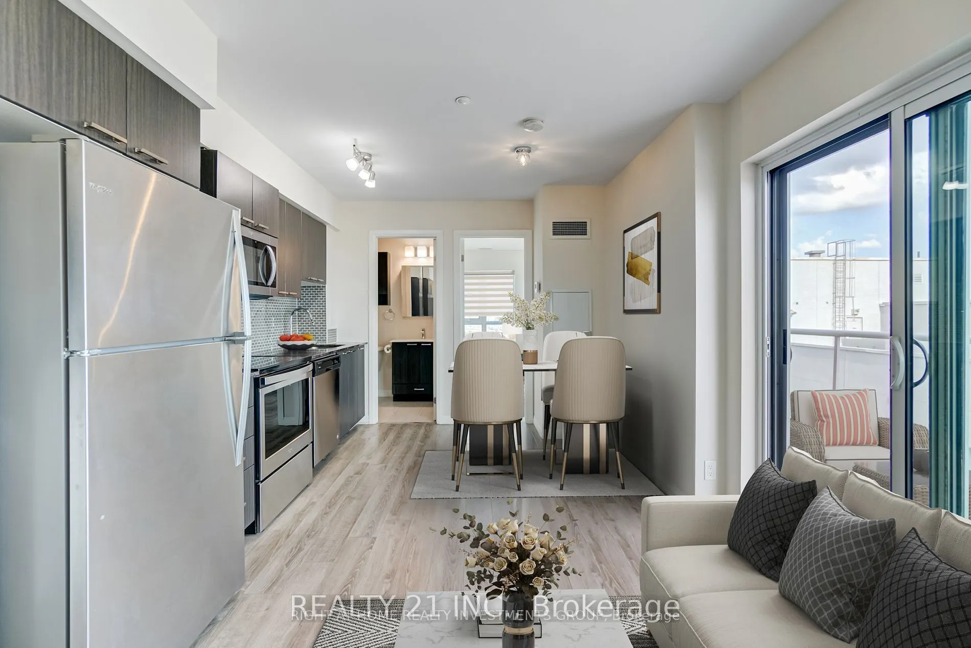 2150 Lawrence Ave East Avenue, #PH03