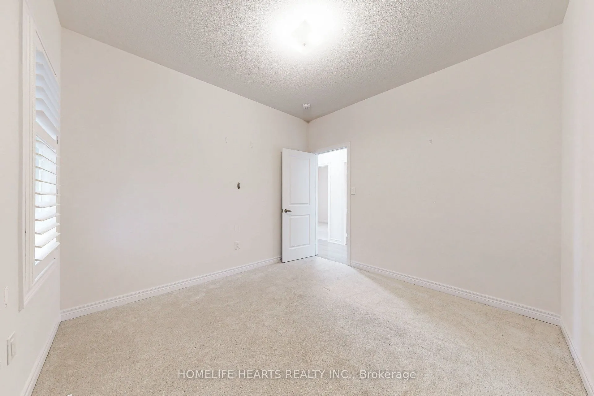 1276 Klondike Drive
