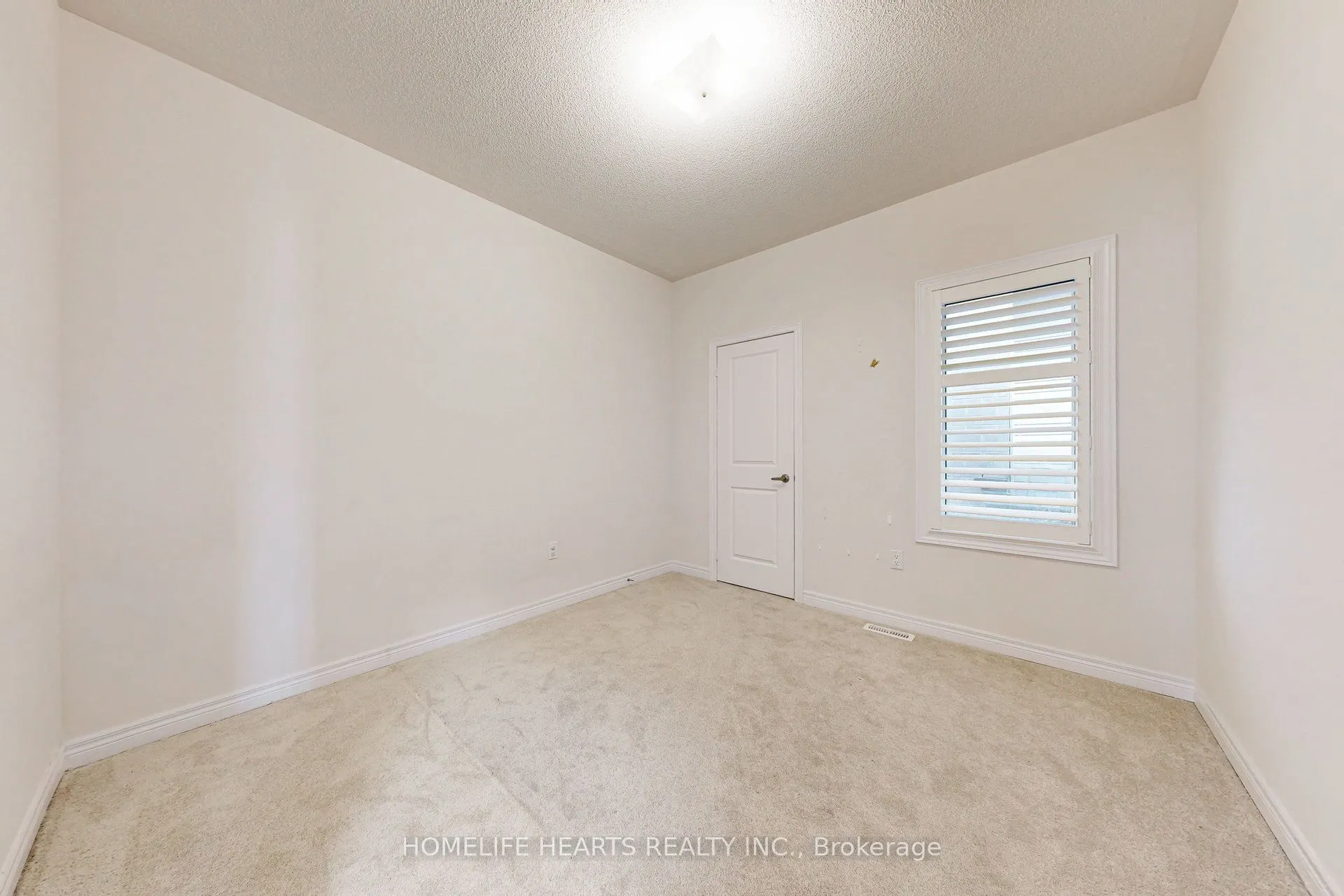 1276 Klondike Drive
