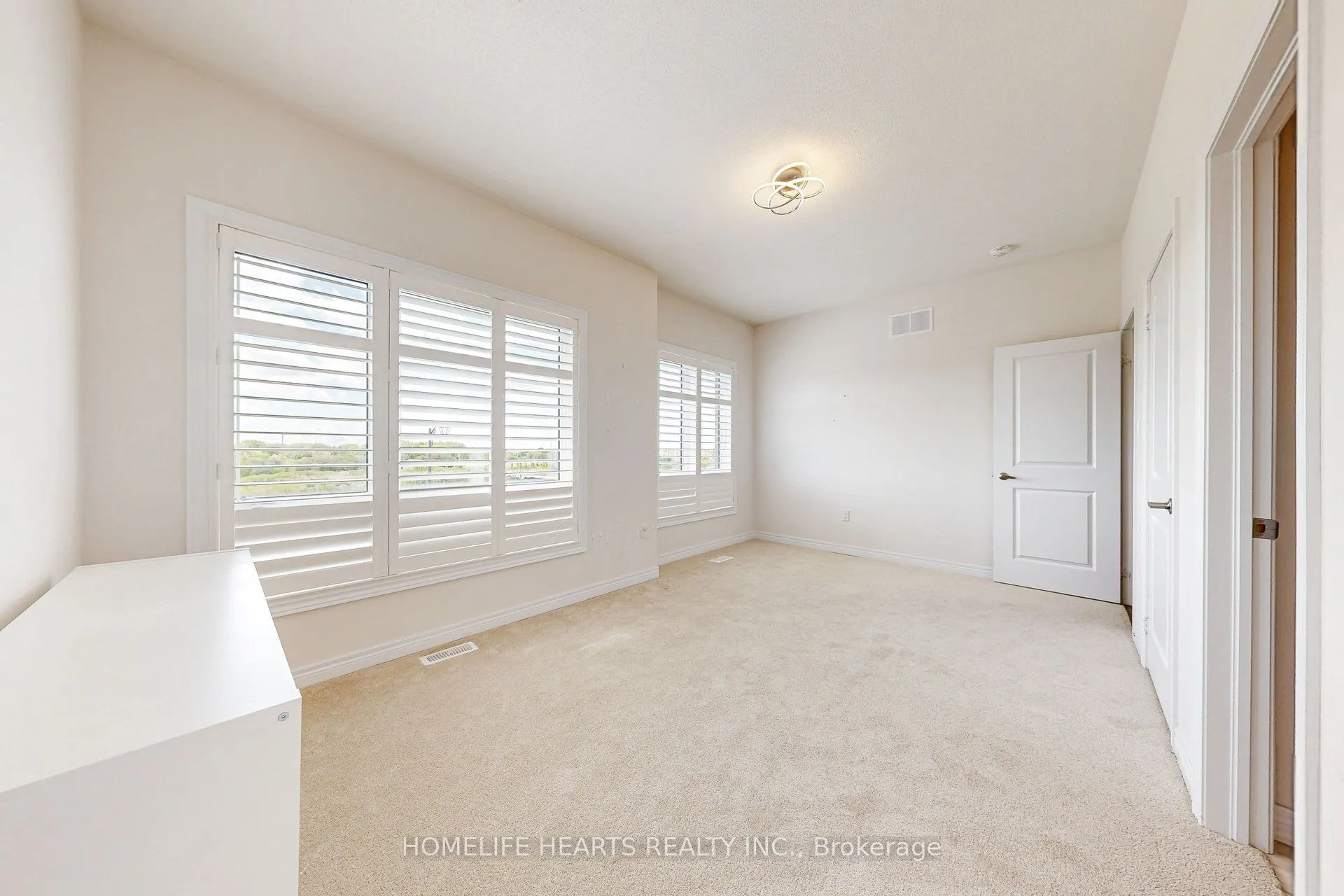 1276 Klondike Drive