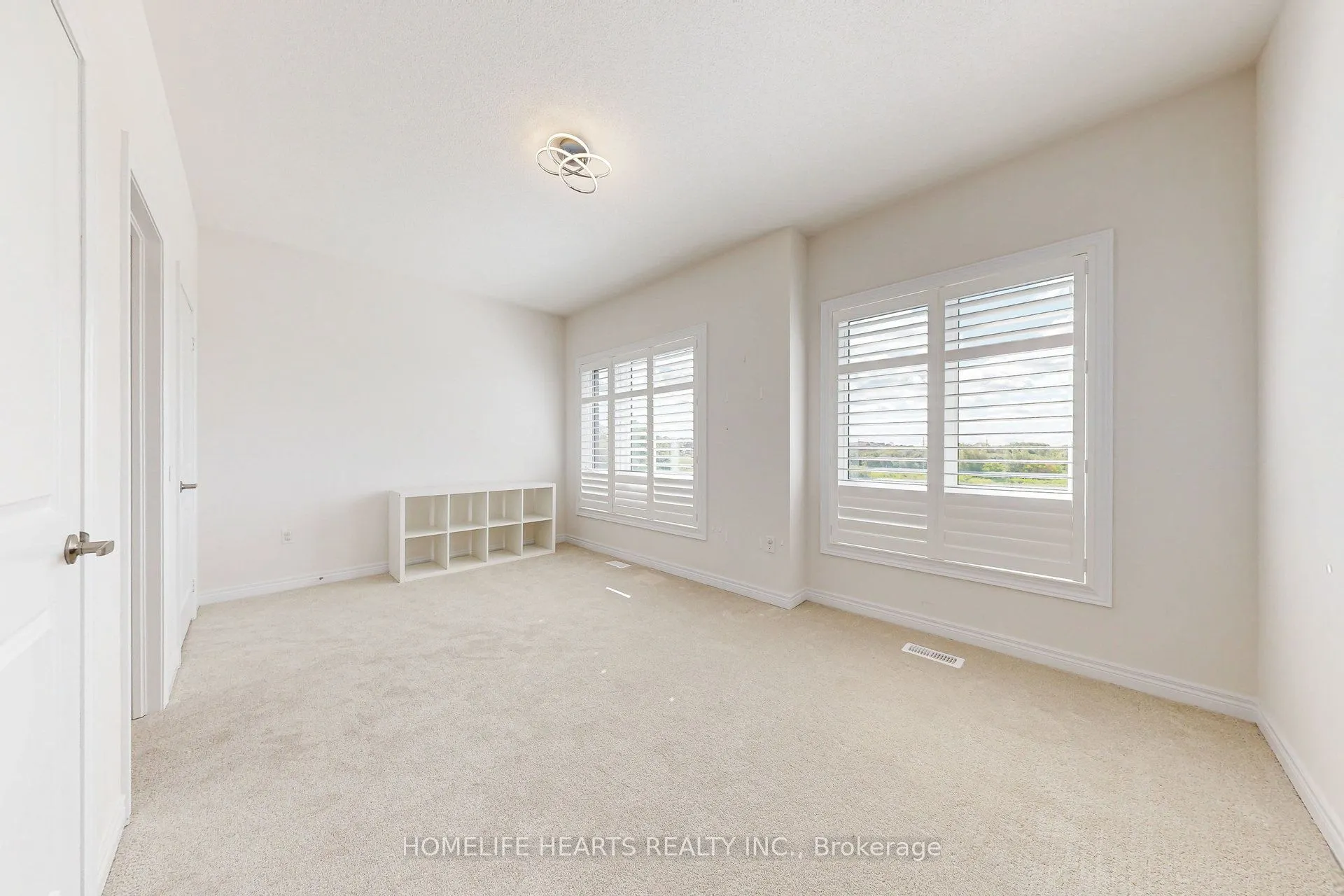 1276 Klondike Drive