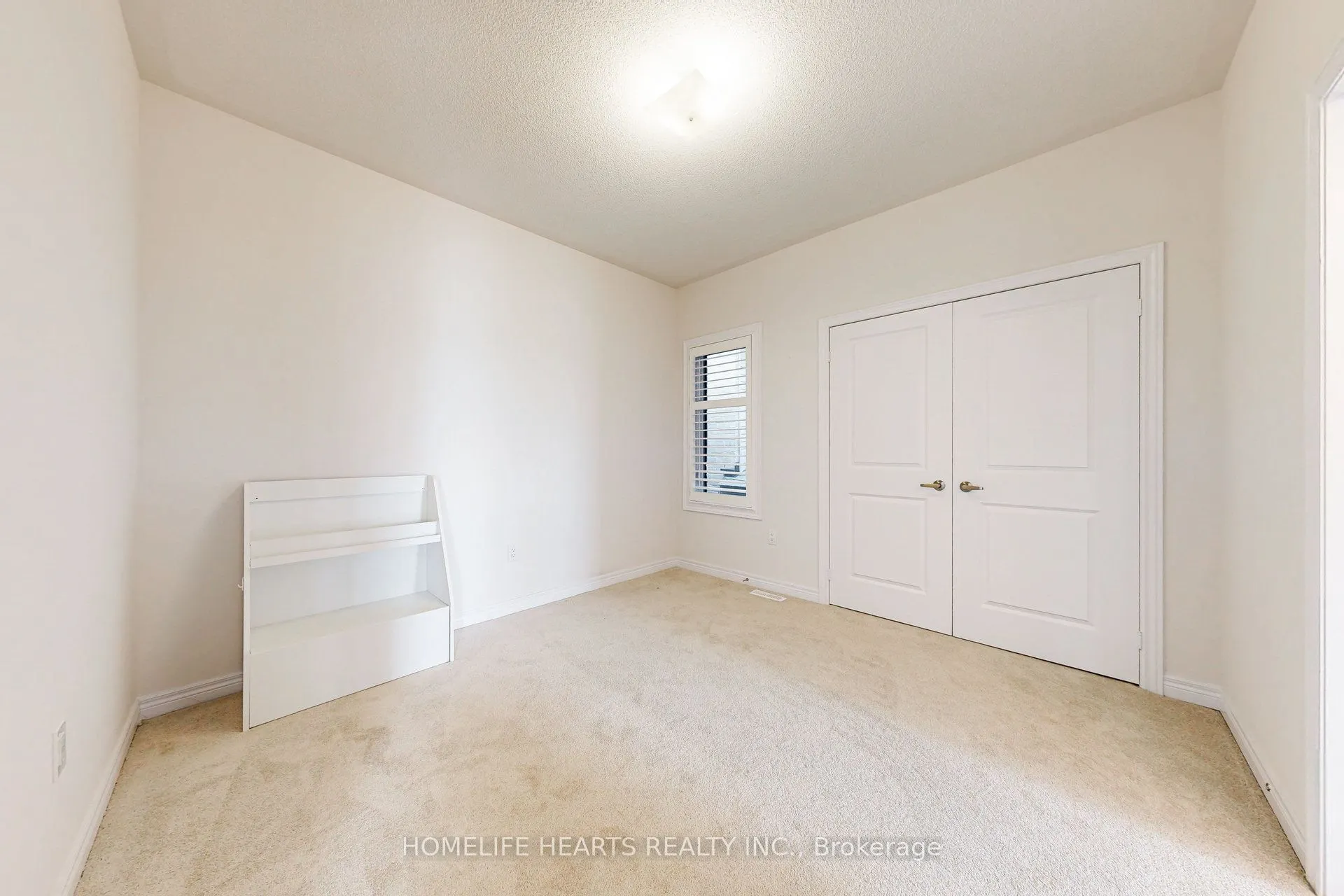 1276 Klondike Drive