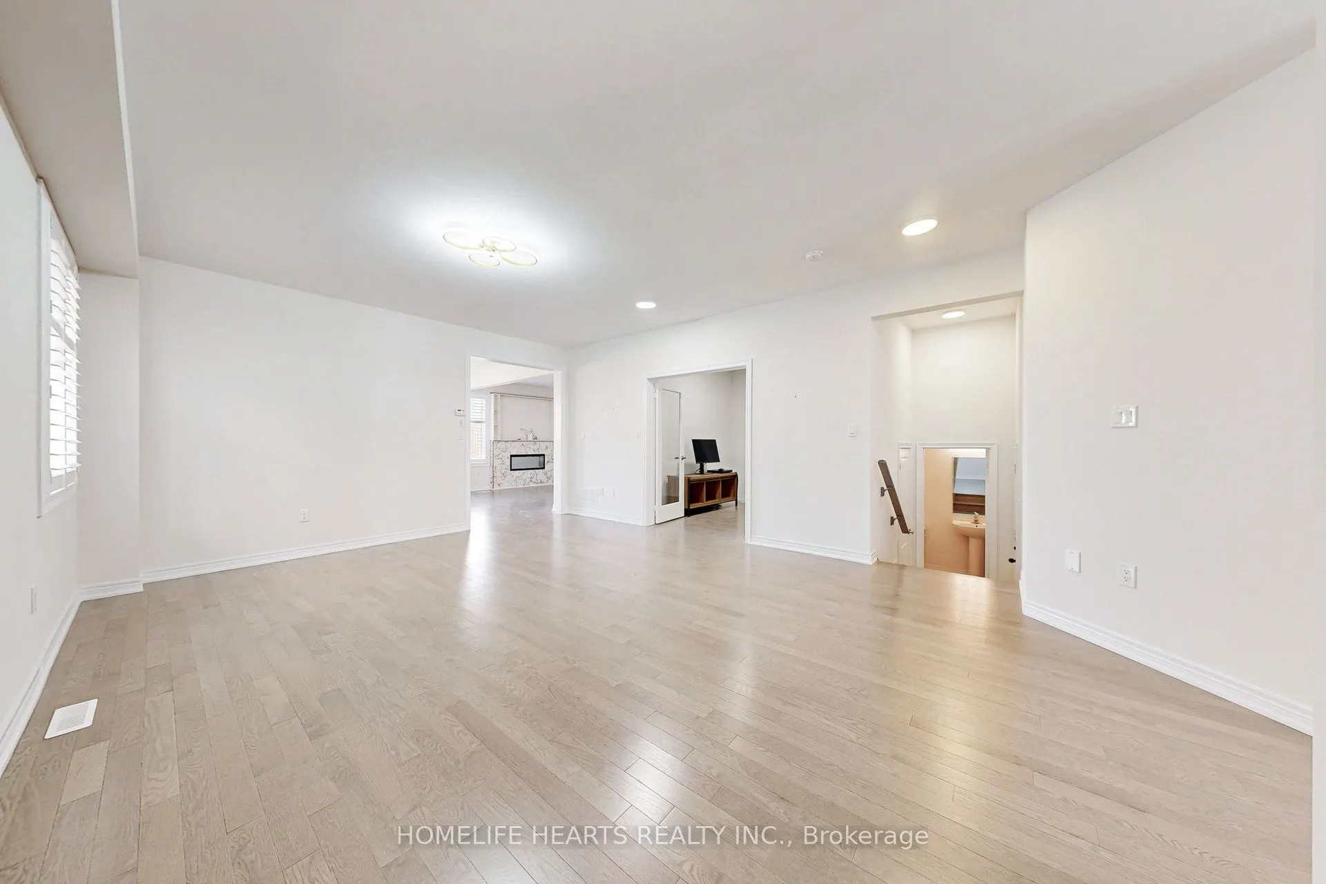 1276 Klondike Drive